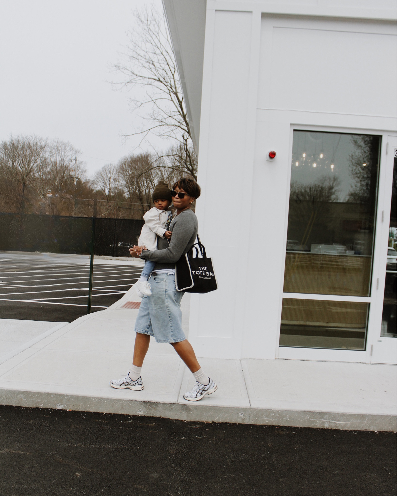 Moving and grooving rocking my #JacquardTote by Marc Jacobs ♡

#LTKitbag #LTKSeasonal #LTKstyletip