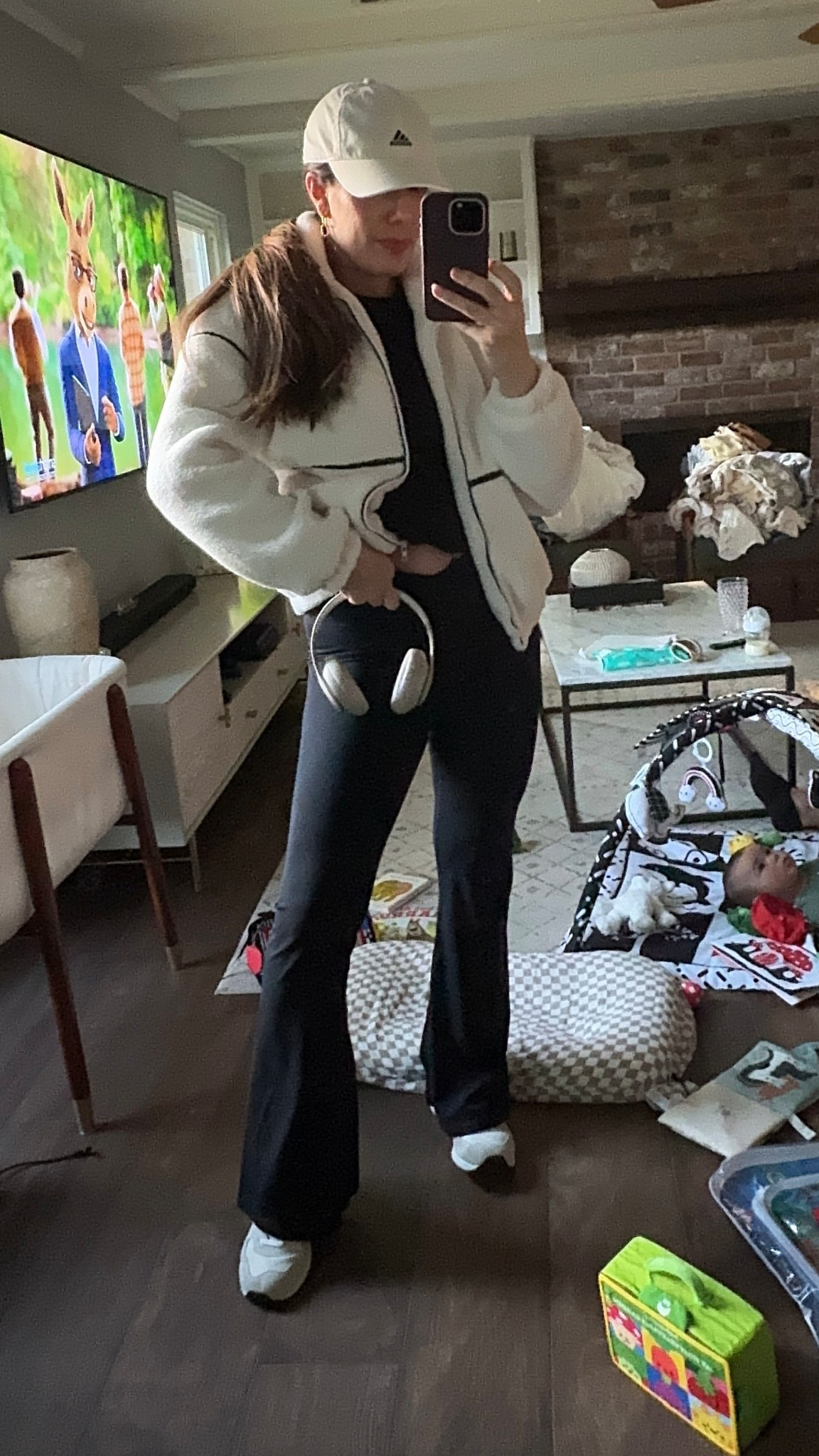 The gym awaits… the house cleaning and laundry will have to wait 😂

#LTKmomlife #LTKdayinmylife #LTKfitnessgoals