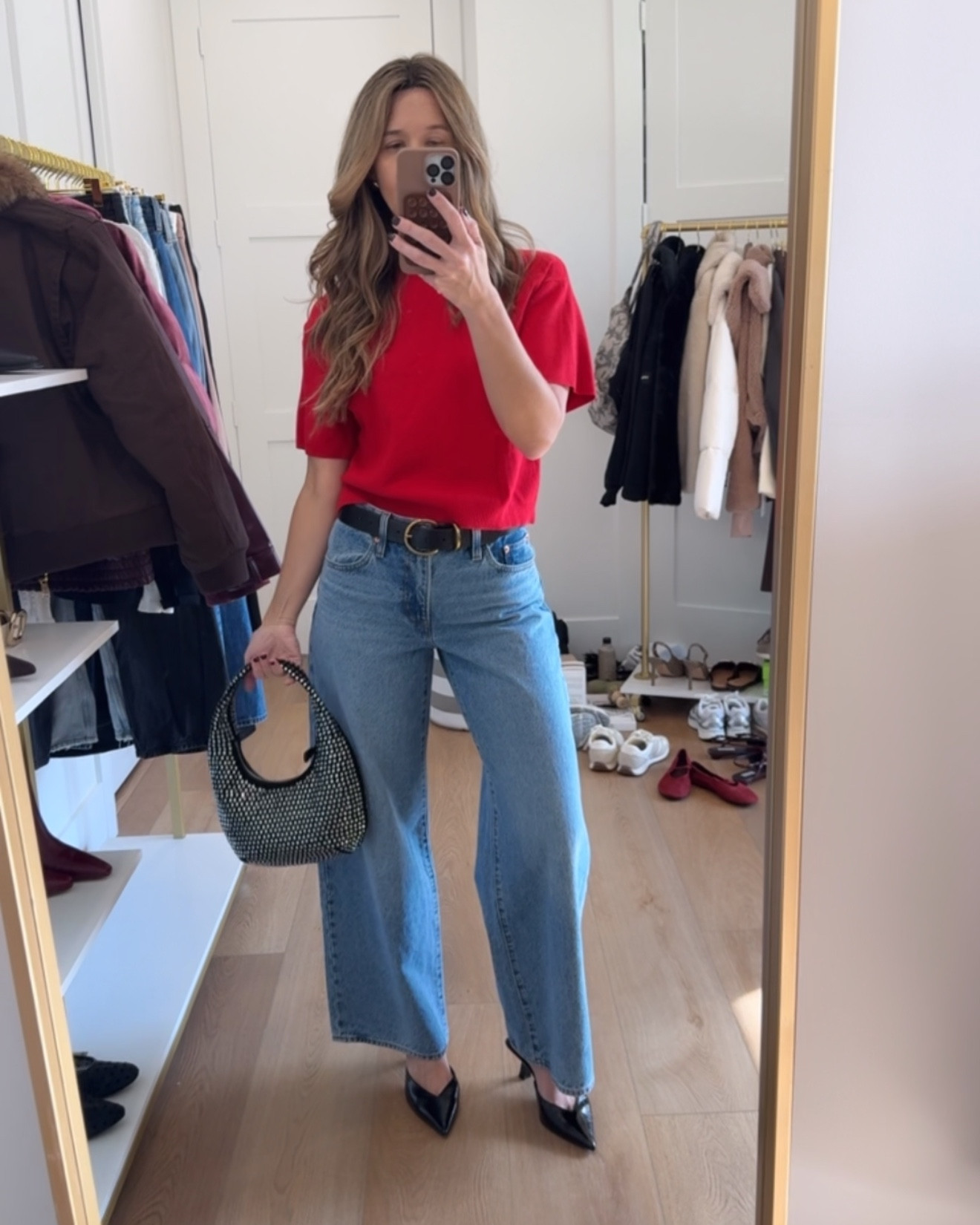 Styling Levi's denim for winter 

#LTKFindsUnder100 #LTKSeasonal #LTKHoliday