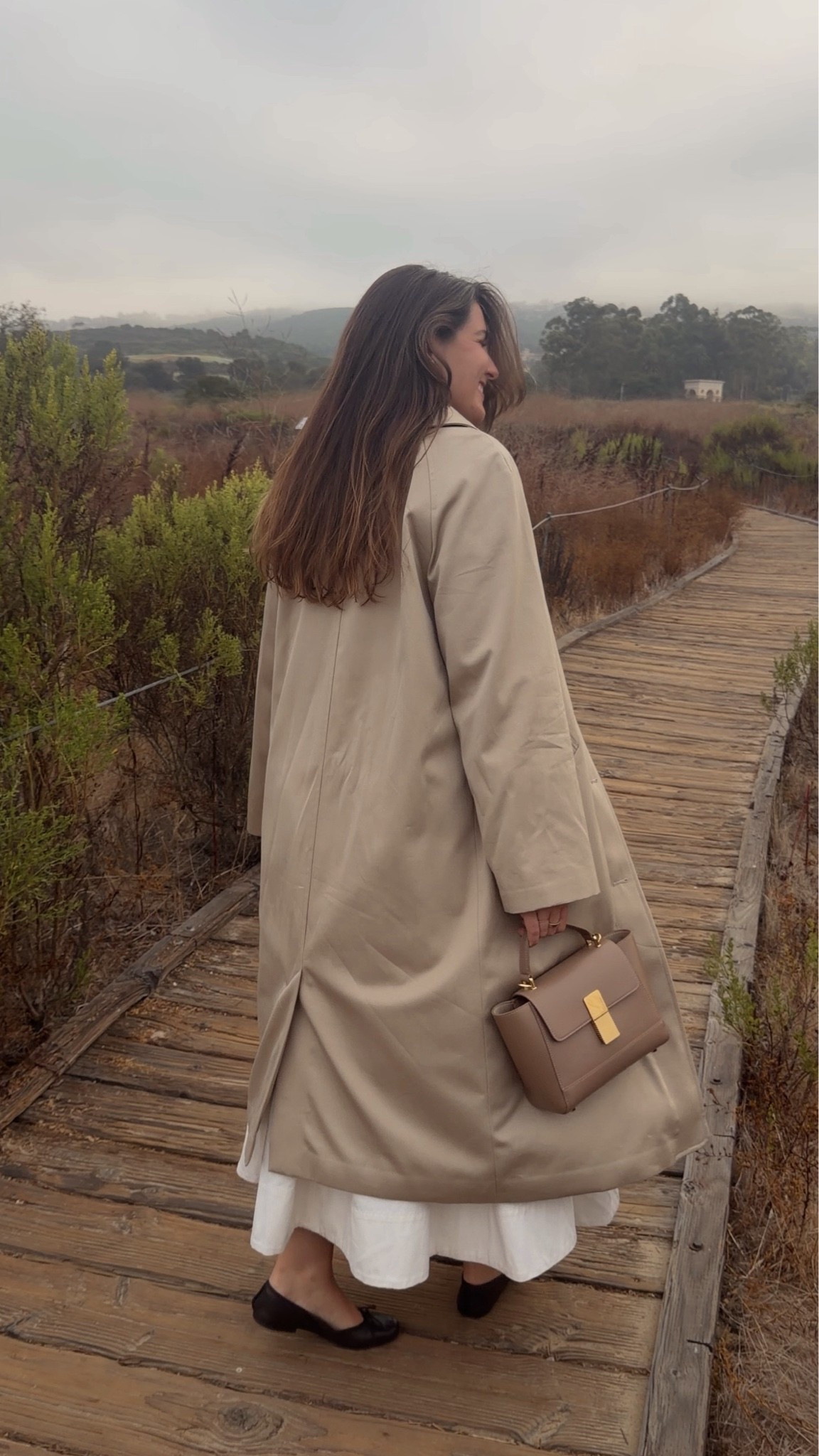 One of my personal favorite trench coats this season 🧥 @SEZANE 

Additional details: 
Purse: @ATELIERS AUGUSTE 
Flats: @Margaux

#LTKdayinmylife #LTKgrwm #LTKootd