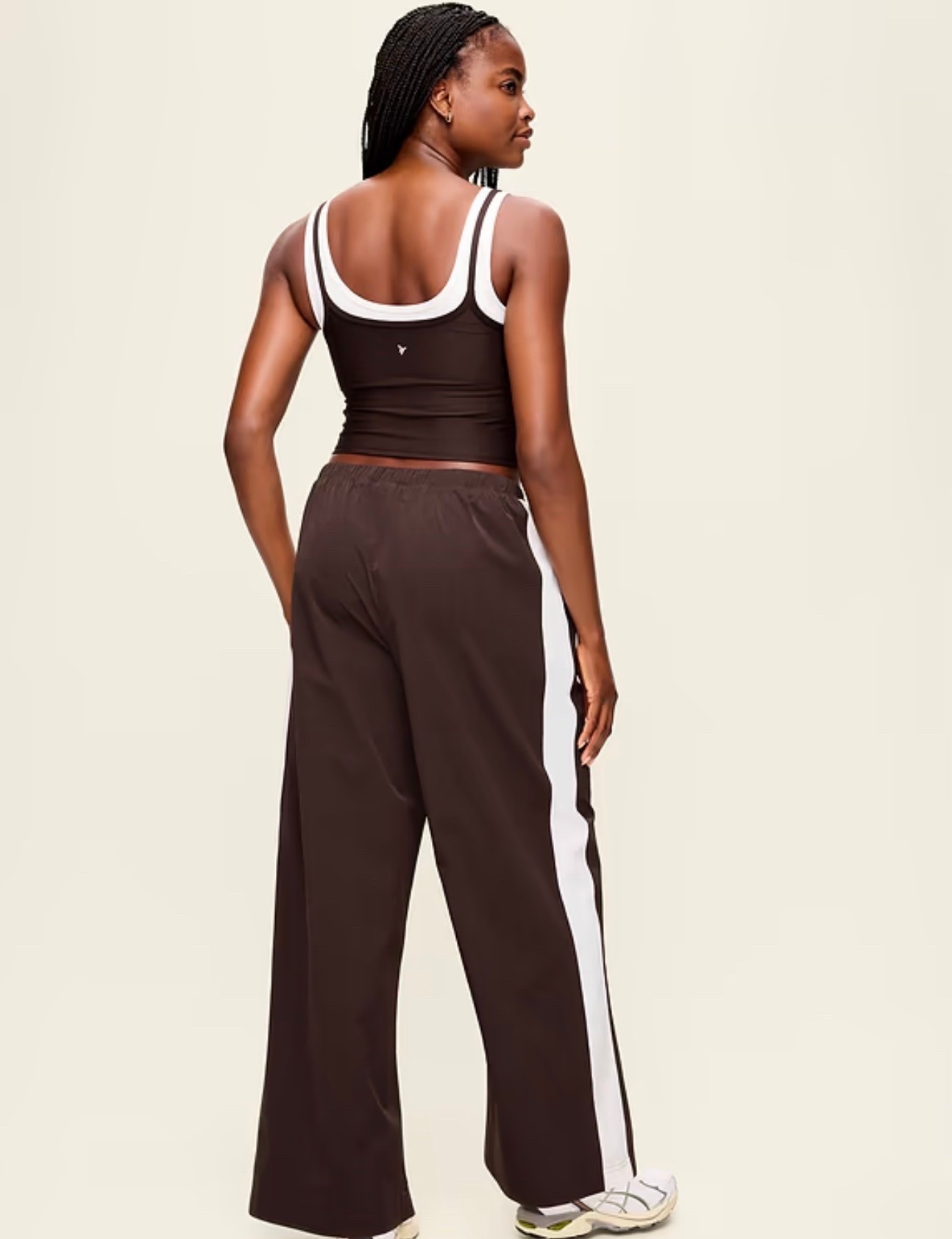 These pants look so comfortable!

#LTKootd #LTKmomlife #LTKgrwm