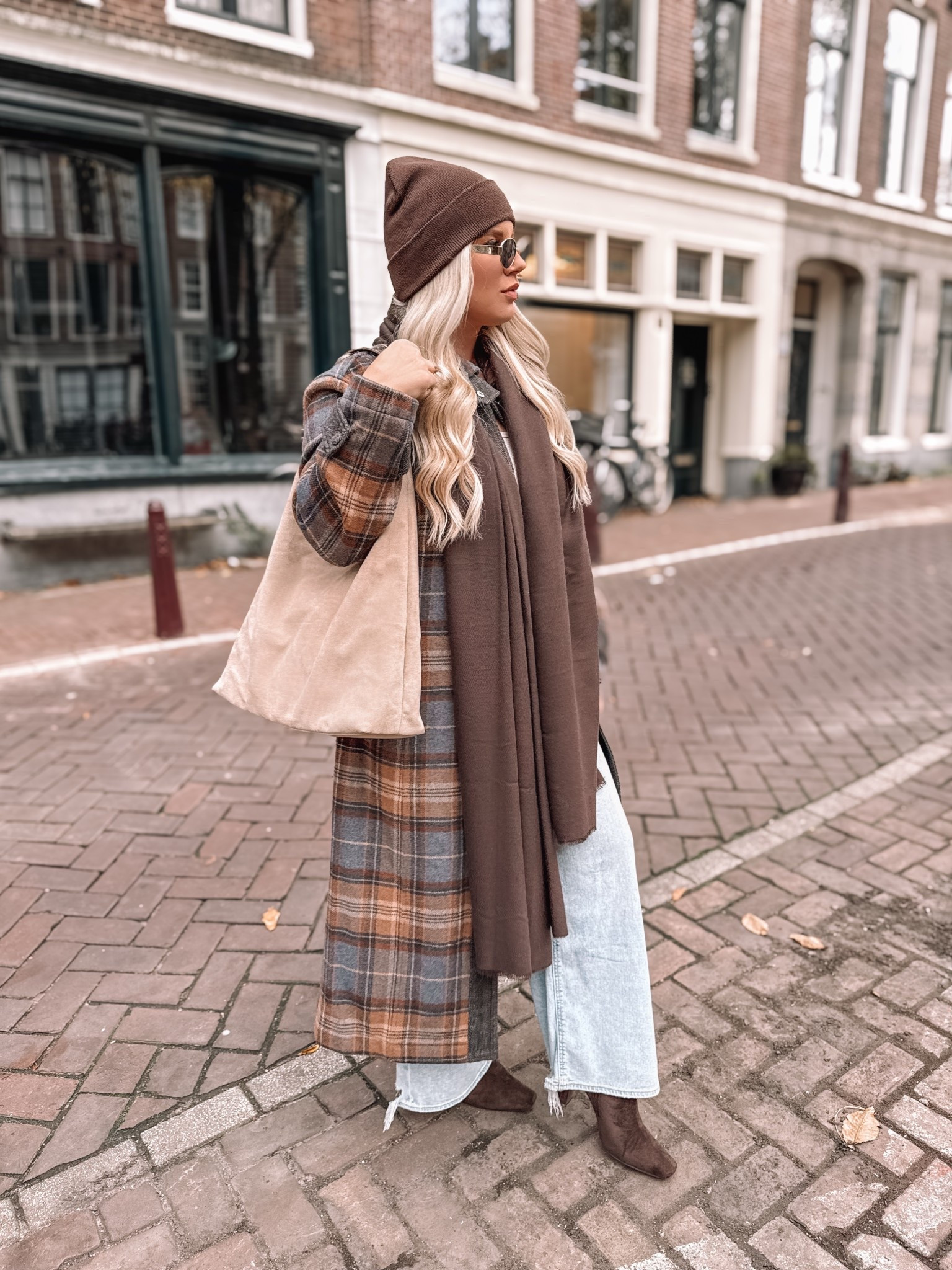 One of my fave looks from our Europe trip this month 🤎 // Shoppable on my Liketoknoe.it profile.
•
•
•


#LTKootd