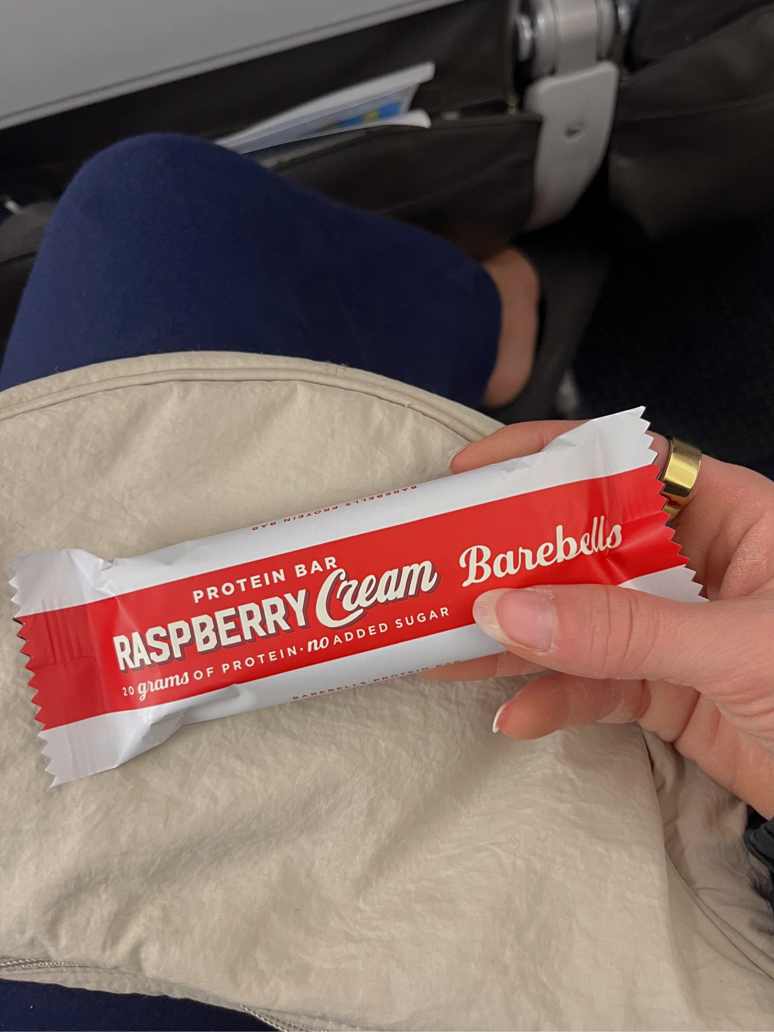 Most delicious raspberry protein bar 🍓 

high-protein snacks, healthy food swaps, simple healthy foods, women’s supplements, creatine, protein bars that taste good, non-chalky protein, granola bars, raspberry bars, barebells white chocolate raspberry cream protein bar, pantry restock 


#LTKHome #LTKActive #LTKSeasonal