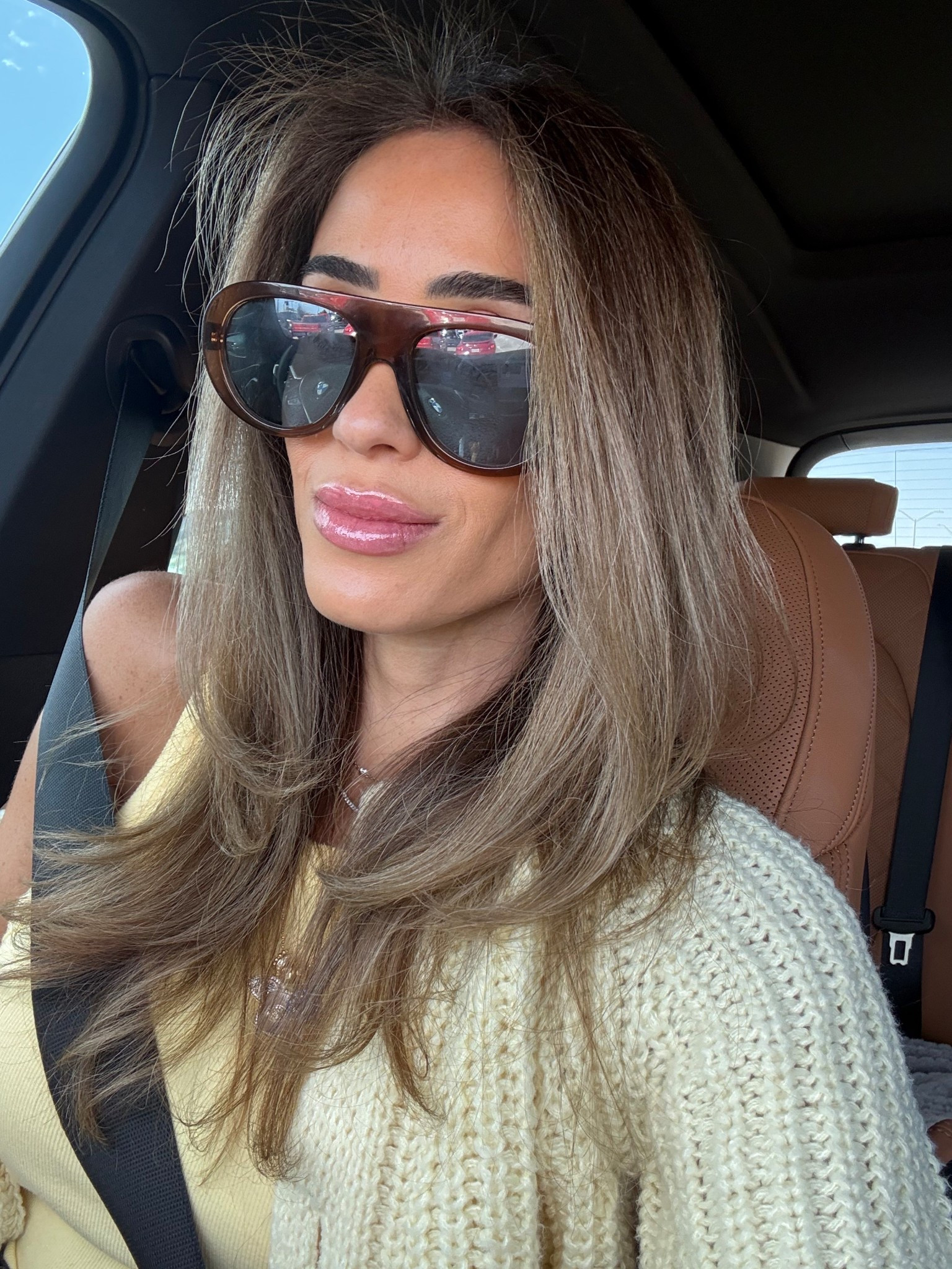 Love these retro sunglasses so flattering on and linking my lip gloss that plumps your lips 

#LTKootd #LTKBeauty #LTKgrwm