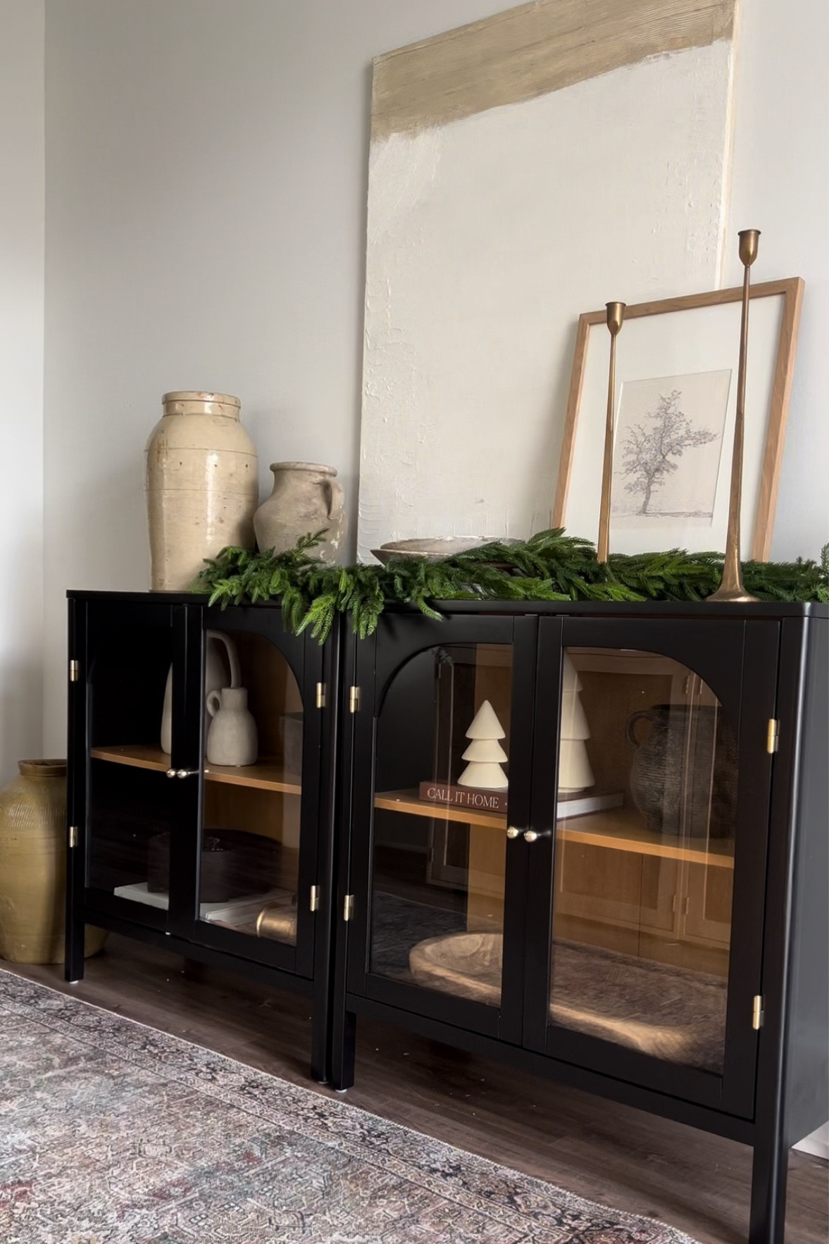 Entryway styling for Christmas

#EntrywayStyling #EntrywayTable #EntrywayCabinets #EntrywayInspo #ChristmasEntryway  #Garland #GarlandInspo #GarlandOnMirror GarlandStyling #OrganicModern #NeutralChristmas