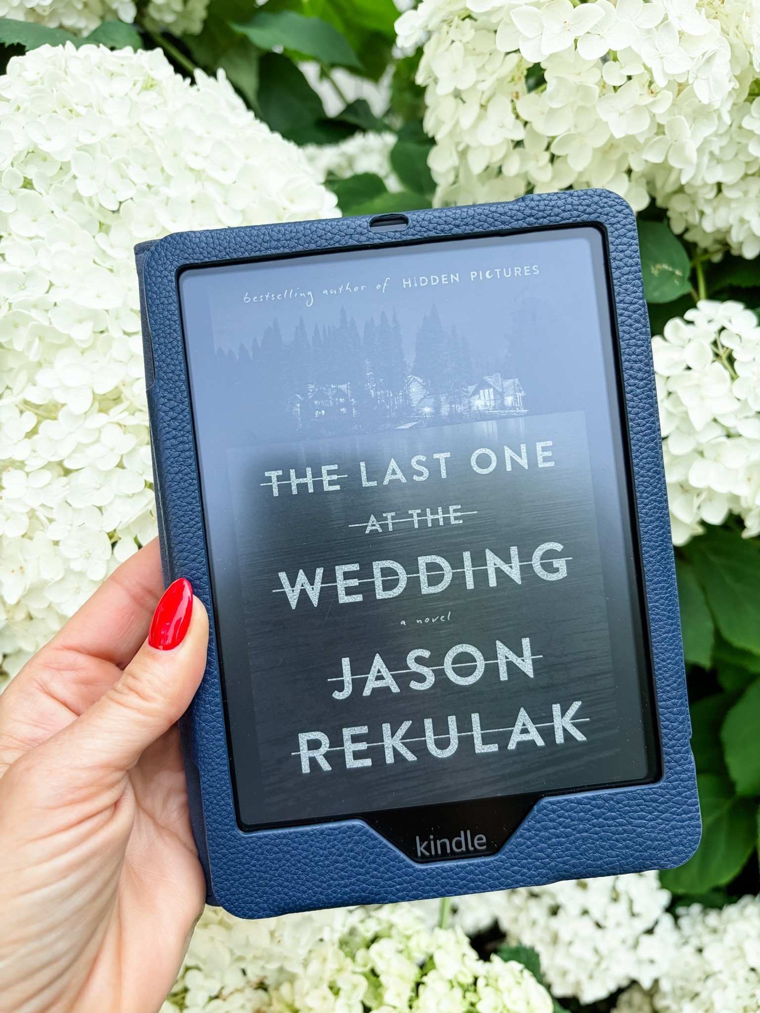 This new Kindle Paperwhite is bigger and holds a charge longer! Perfect for summer reading.

#LTKHome