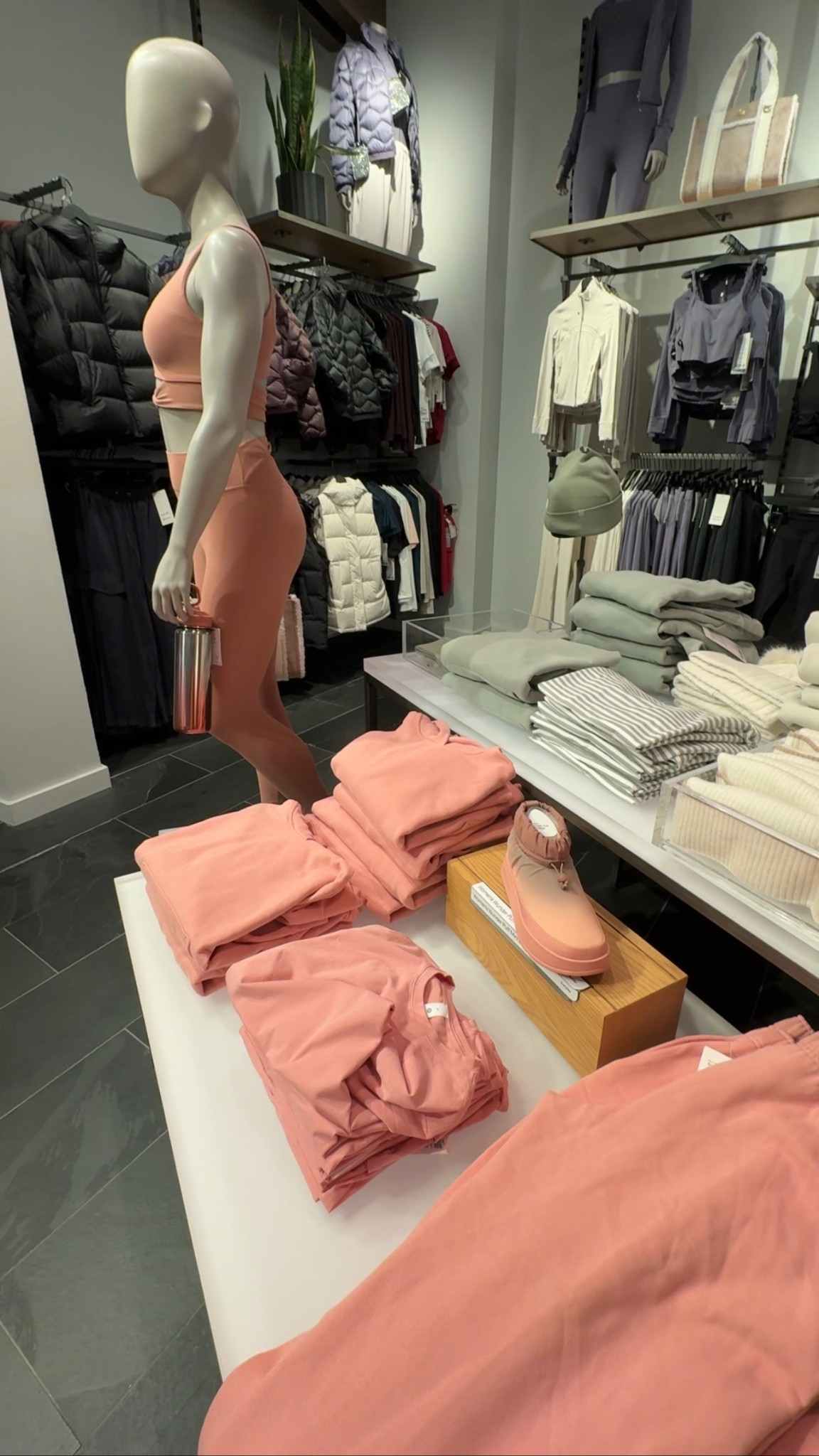 lululemon tea rose 

#LTKGiftGuide #LTKActive #LTKHoliday