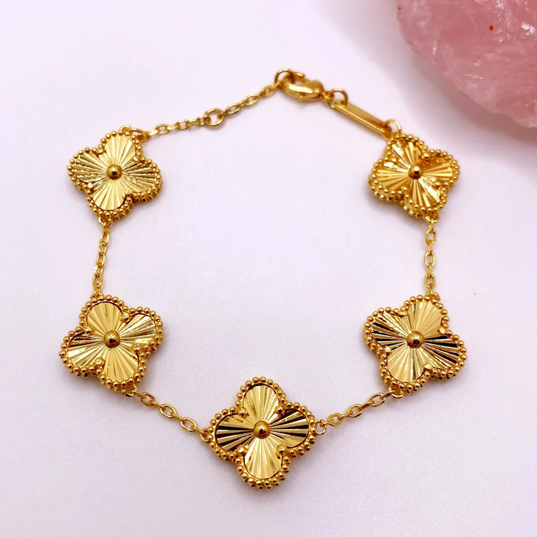 18K Gold Plated Hight Quality Four Leaf Bracelet  Five Motif - Etsy | Etsy (US)