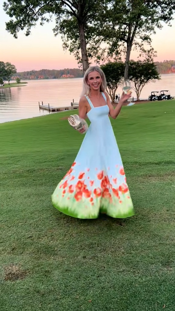 the perfect spring wedding guest dress🥂🤍

#LTKWedding #LTKSeasonal #LTKParties