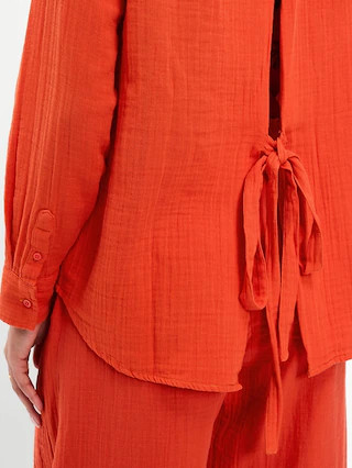 Open-Back Crinkle Gauze Button-Down Shirt | Old Navy (US)