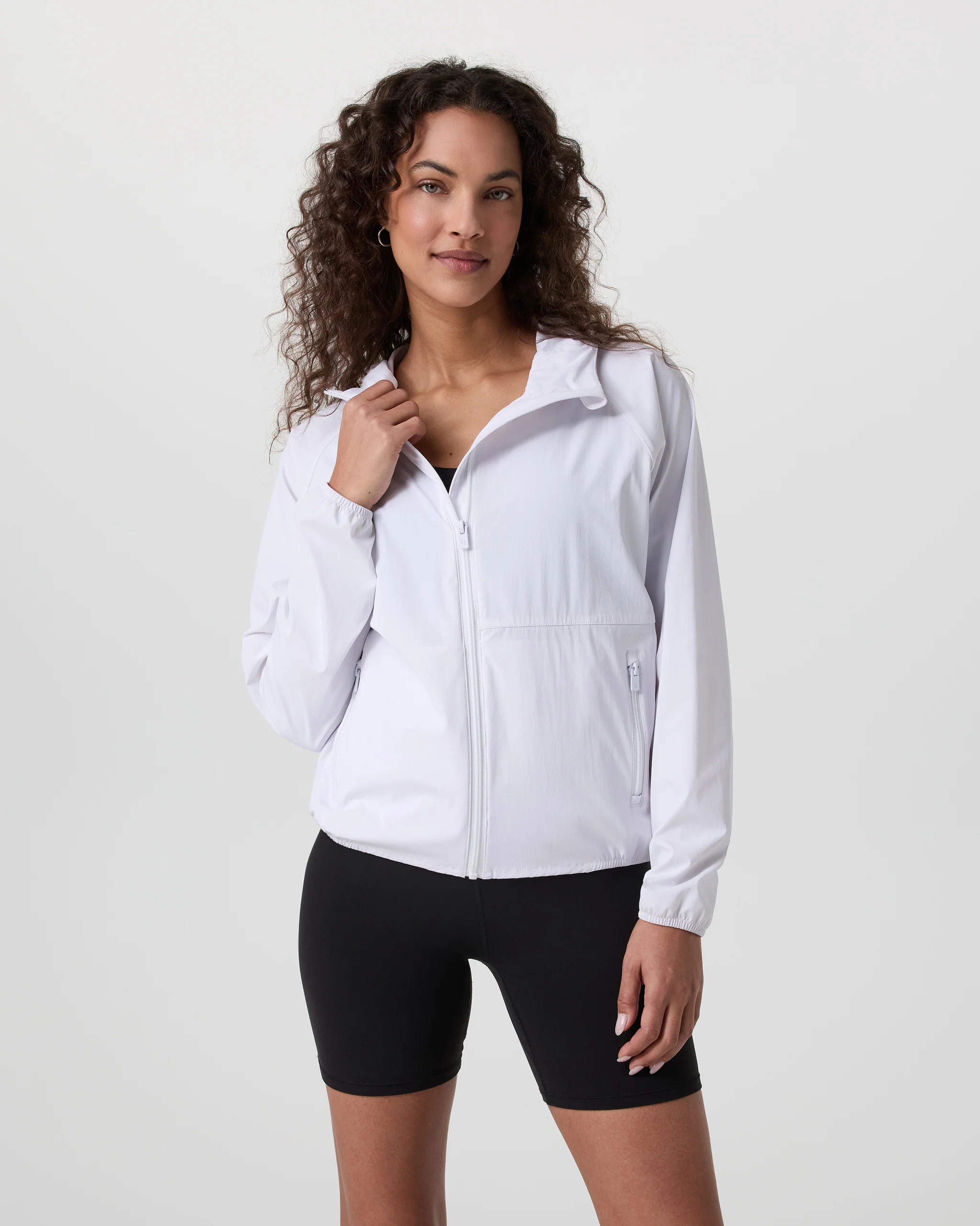 Women's Renew Trainer Shell | White | Vuori | Vuori Clothing (US & Canada)