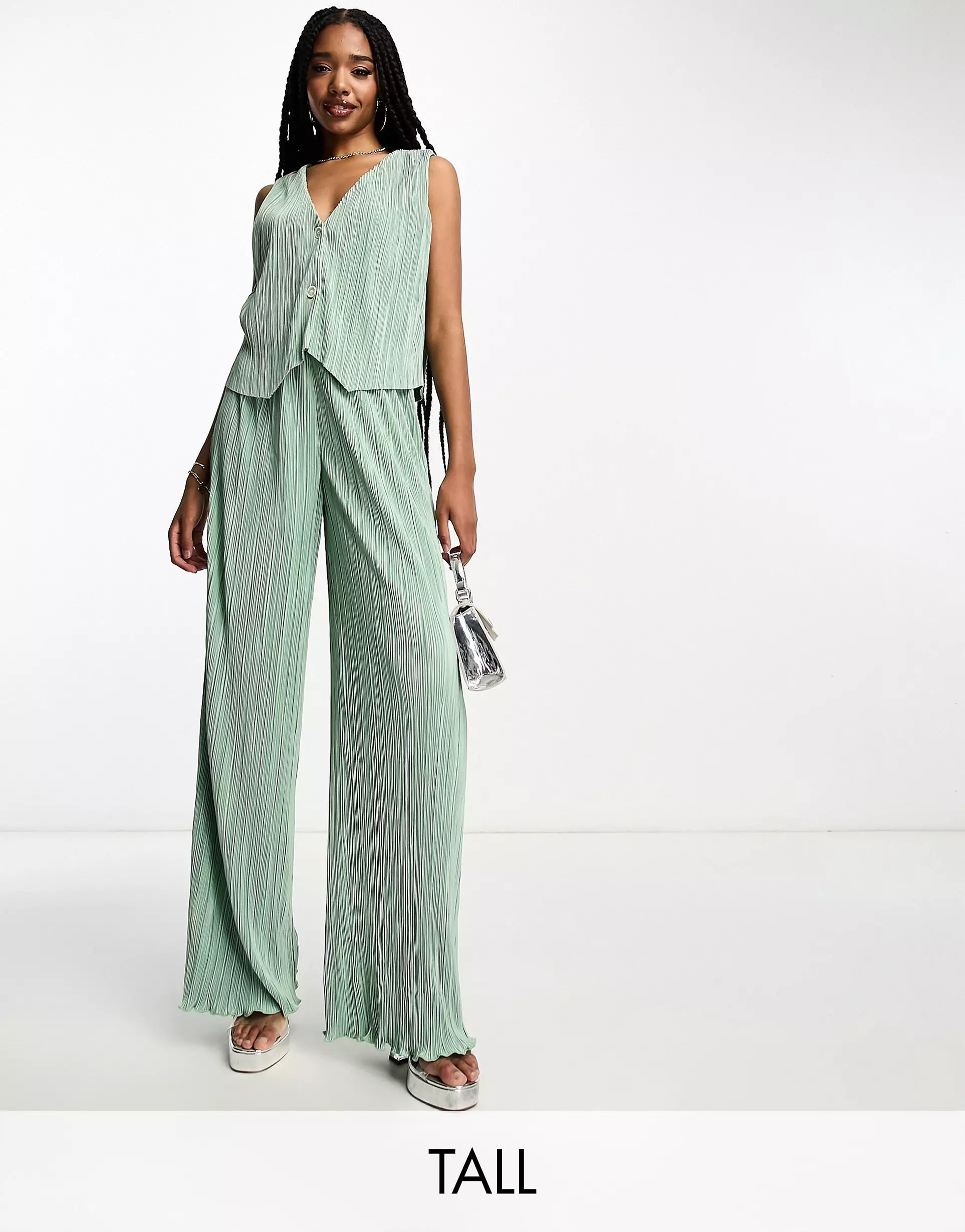 4th & Reckless Tall exclusive plisse vest in sage - part of a set | ASOS (Global)
