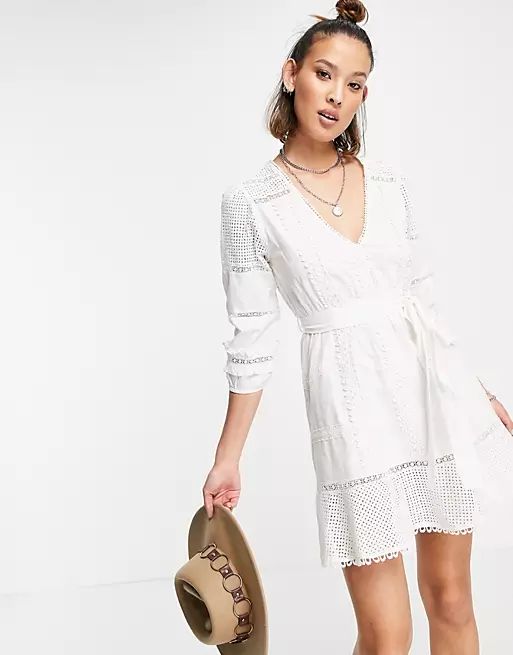 White Sand - Mini jurk van katoen met kanten rand in crème | ASOS | ASOS (Global)