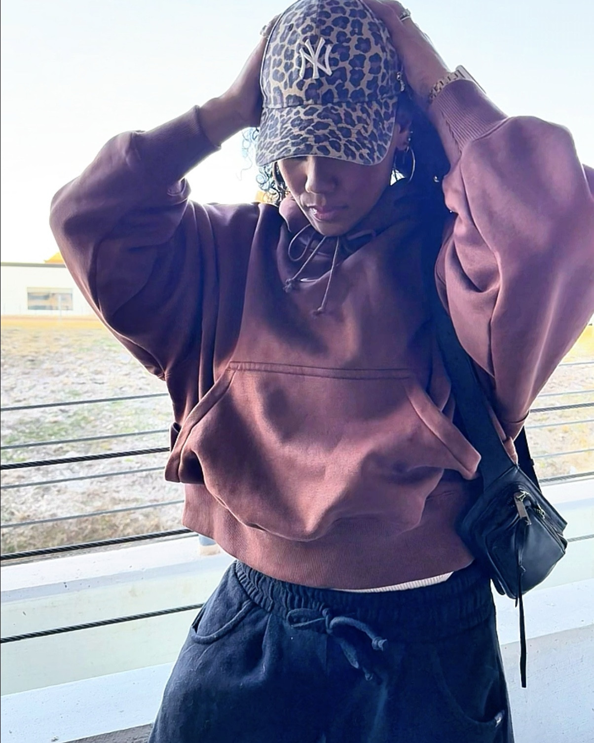 Winter uniform ❄️
Oversized hoodie in chocolate 🤎
And finally, the barrel sweatpants of my dreams. 



#LTKSeasonal #LTKmomlife #LTKootd