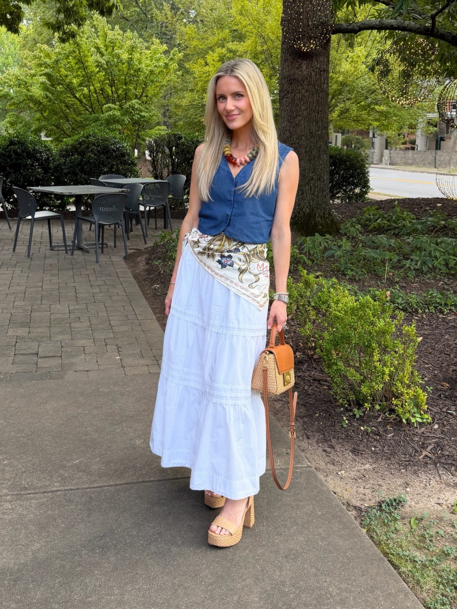 Easy mid week dinner outfit! Early fall outfit. Wearing XS in everything

#LTKdayinmylife #LTKootd #LTKmomlife