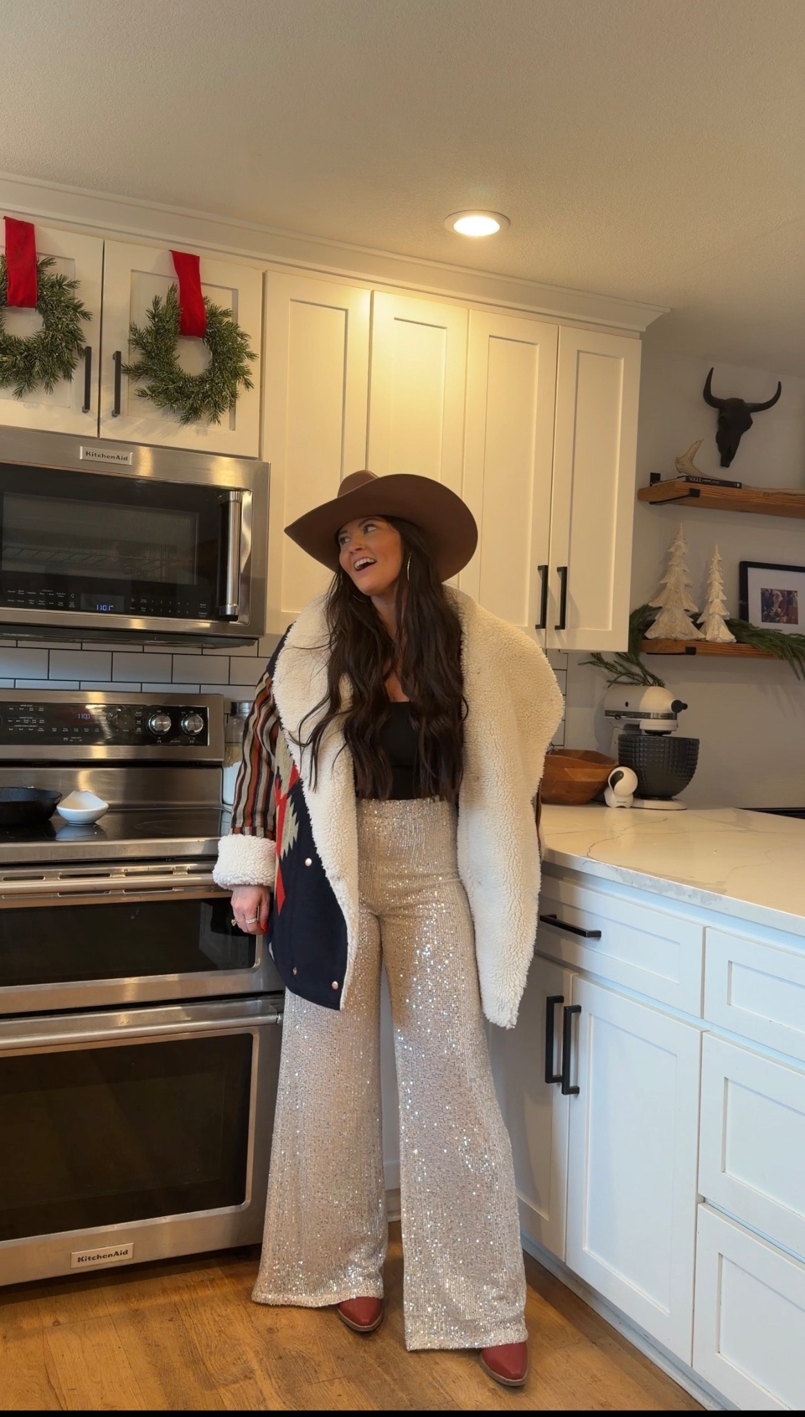 Cavenders is doing $30 off a $175 purchase. Linking some of my faves 😍