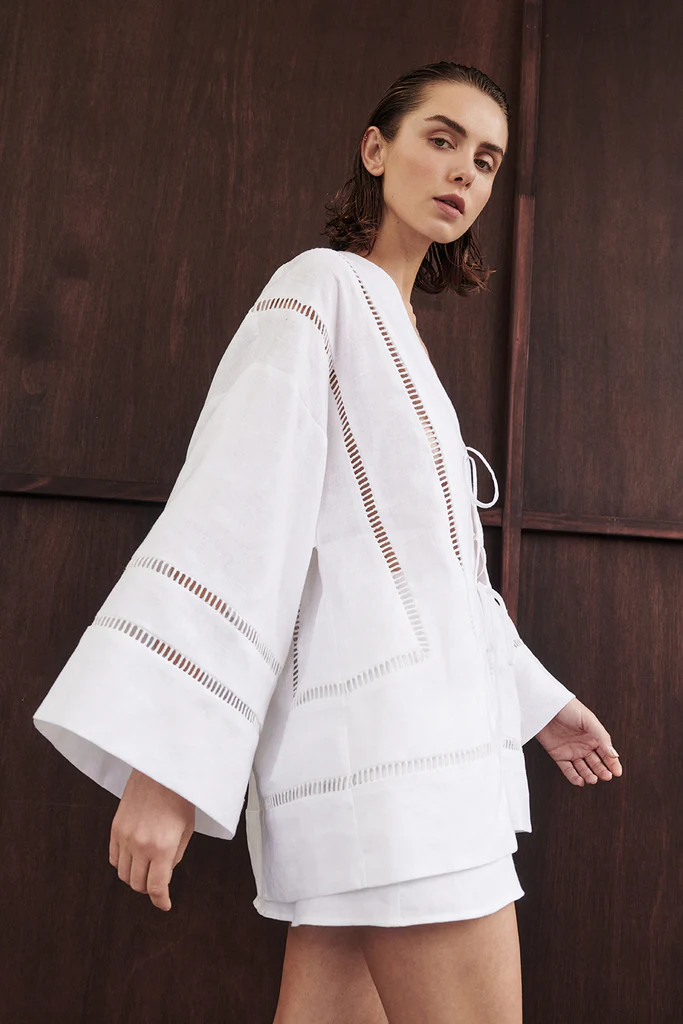 LINDSAY WHITE LINEN KIMONO TOP | DISSH