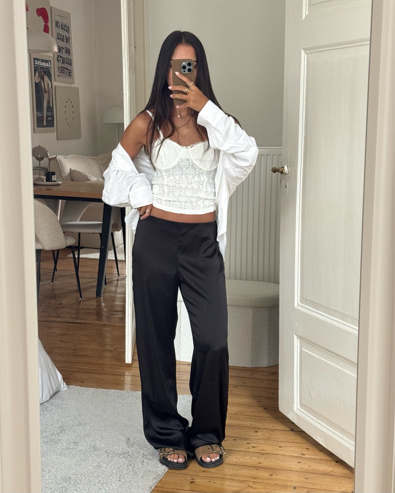 anzeige | b&w @Pull & Bear

#LTKeurope #LTKstyletip #LTKsummer