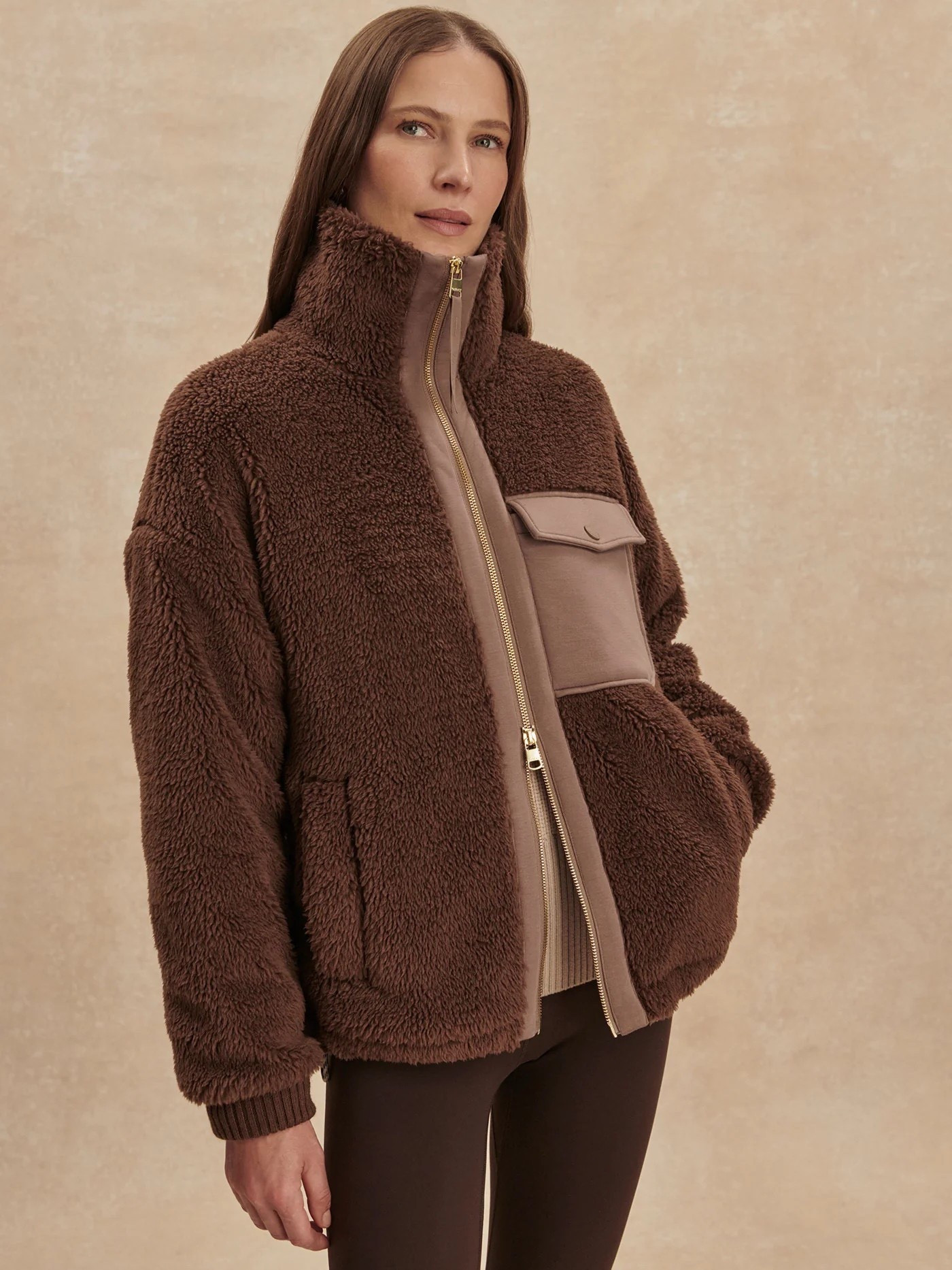 Trending brown fleece!! 

#LTKautumn #LTKeurope #LTKwinter
