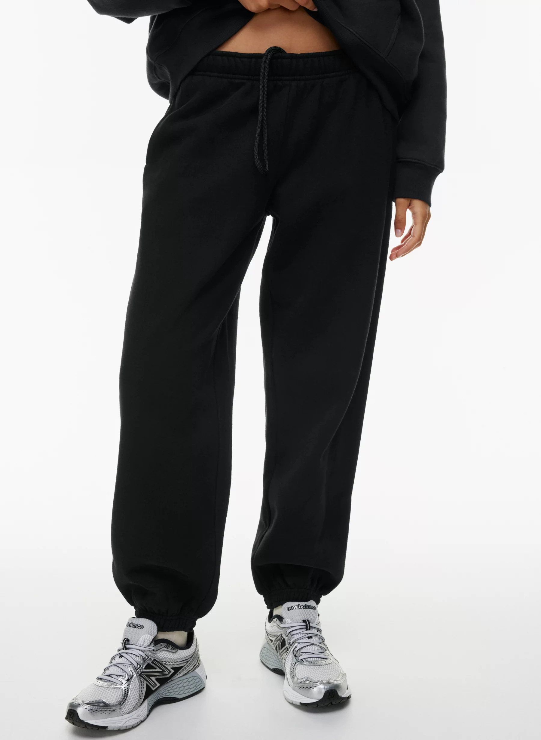 COZY FLEECE MEGA LO-RISE SWEATPANT | Aritzia