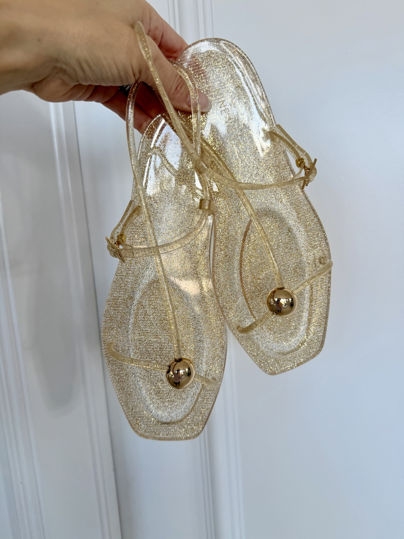 My new jelly shoe obsession continues and I’m obsessed with these gold jellies true side

#LTKOver40 #LTKMothersDay #LTKFestival