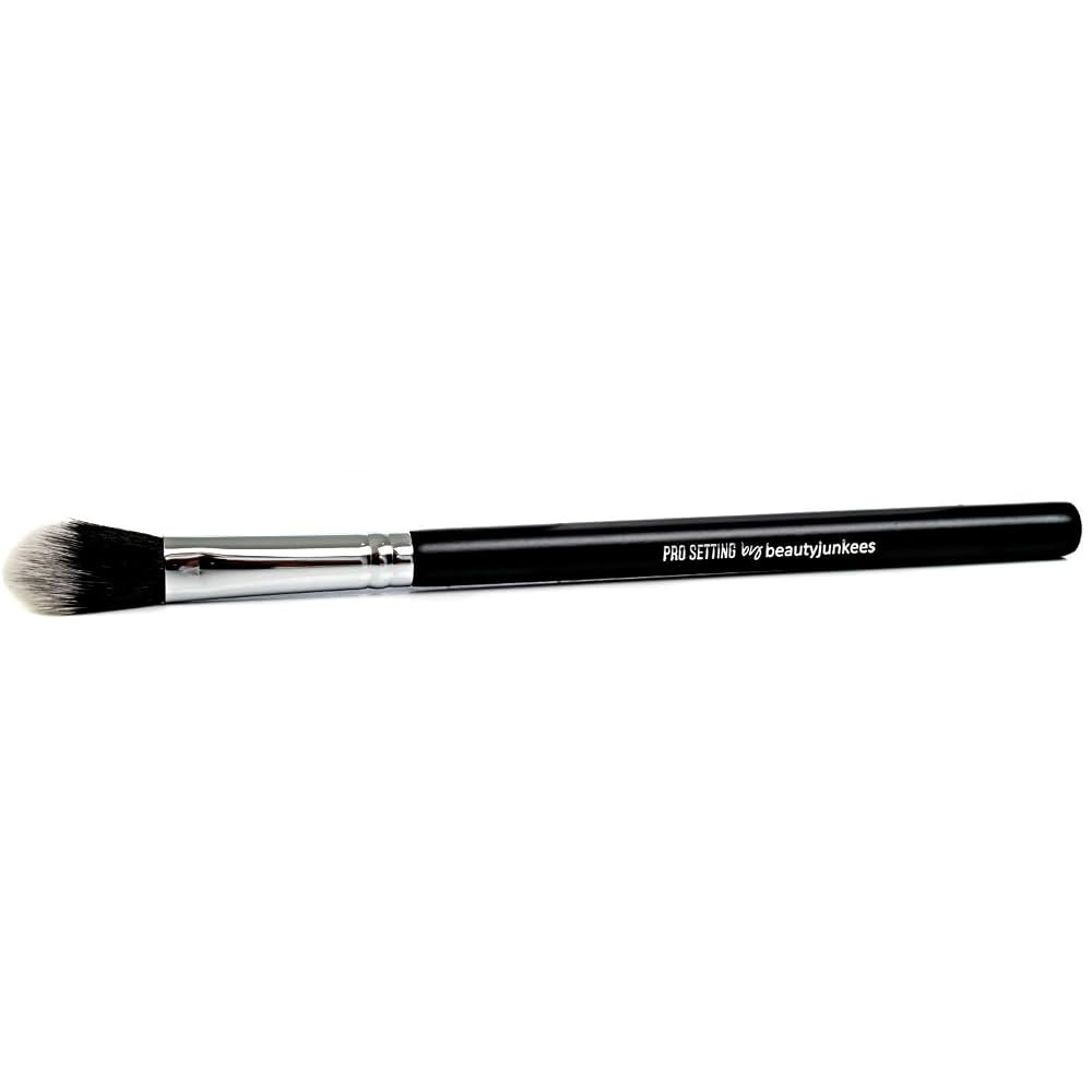 Under Eye Setting Powder Brush - Small Soft Fluffy Tapered Blending Makeup Brush, Set Concealer, ... | Amazon (US)