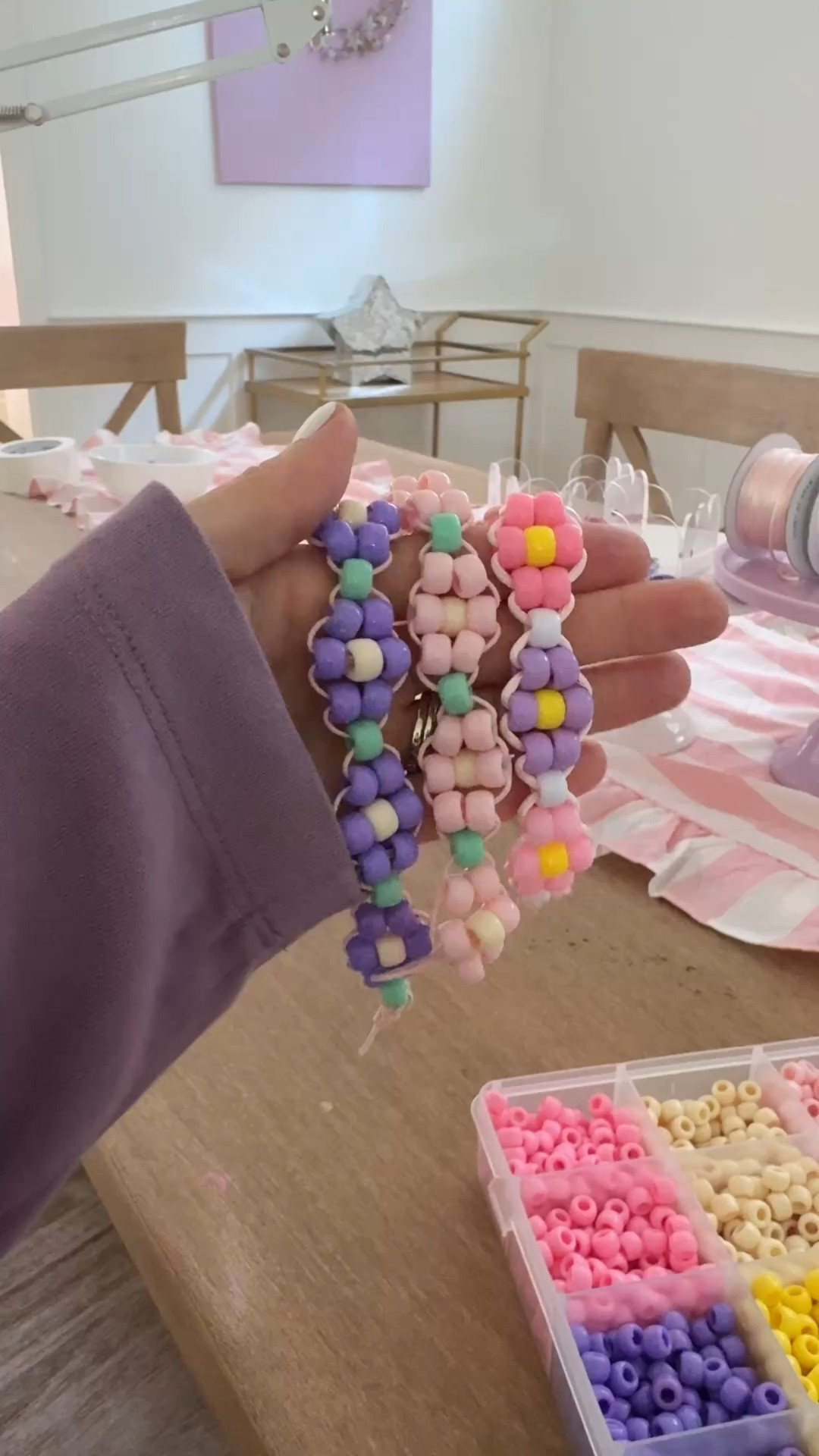 Summer crafting with my preteen brings back my childhood ✨

#LTKstorytime #LTKKids #LTKSeasonal