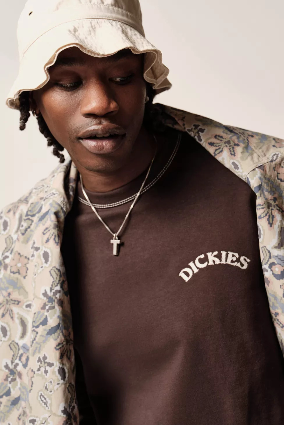 Dickies Beavertown Crew Neck Sweatshirt | Urban Outfitters (US and RoW)