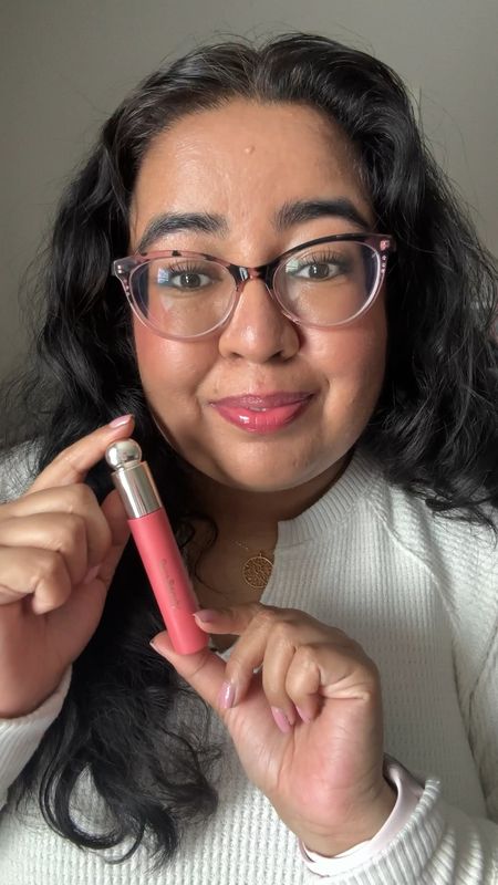 Tinted lip oils are still my jam! This one from my collection is the shade Happy and it’s a cool pink 💕

#LTKbeauty #LTKVideo #LTKstyletip