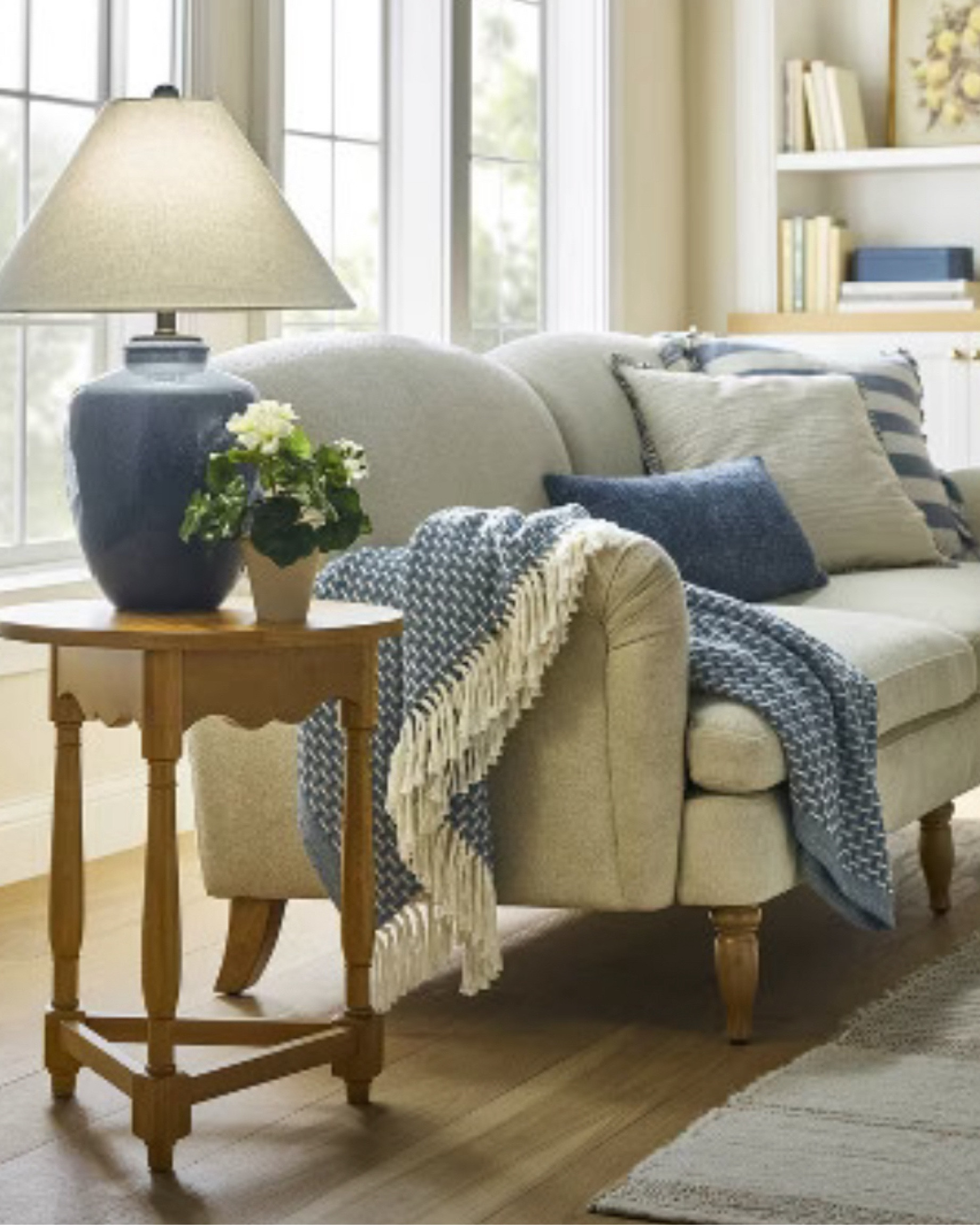 Reading corner target lamp, table sofa

#LTKHome #LTKStyleTip #LTKSeasonal