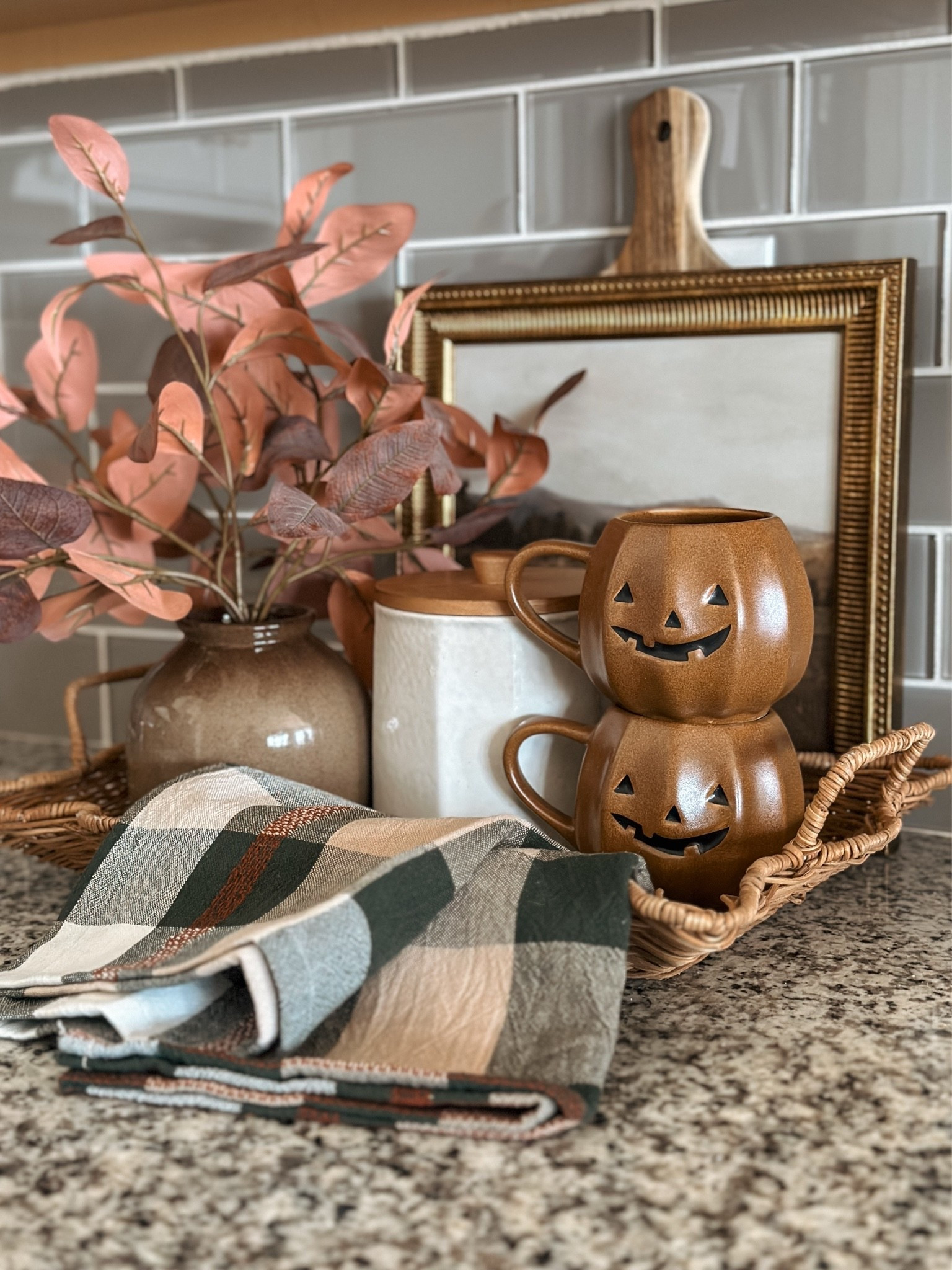 Fall tray idea 🍂

#LTKHome