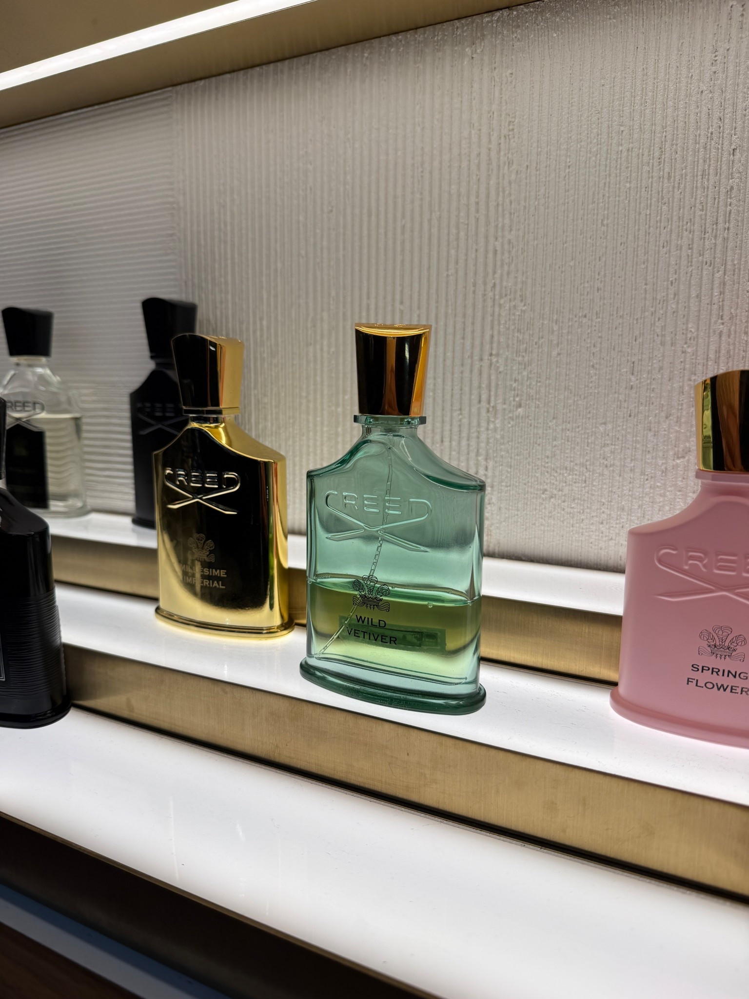 The nicest summer perfume scent 🤍🫧

#LTKtravel #LTKbeauty #LTKspring