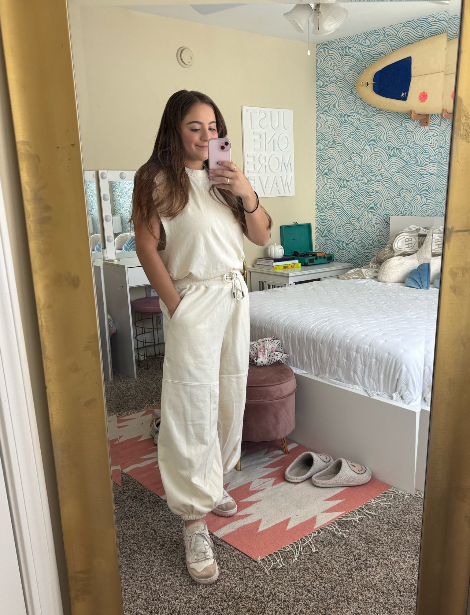 my favorite go-to outfit!


#LTKSeasonal #LTKGiftGuide #LTKHoliday