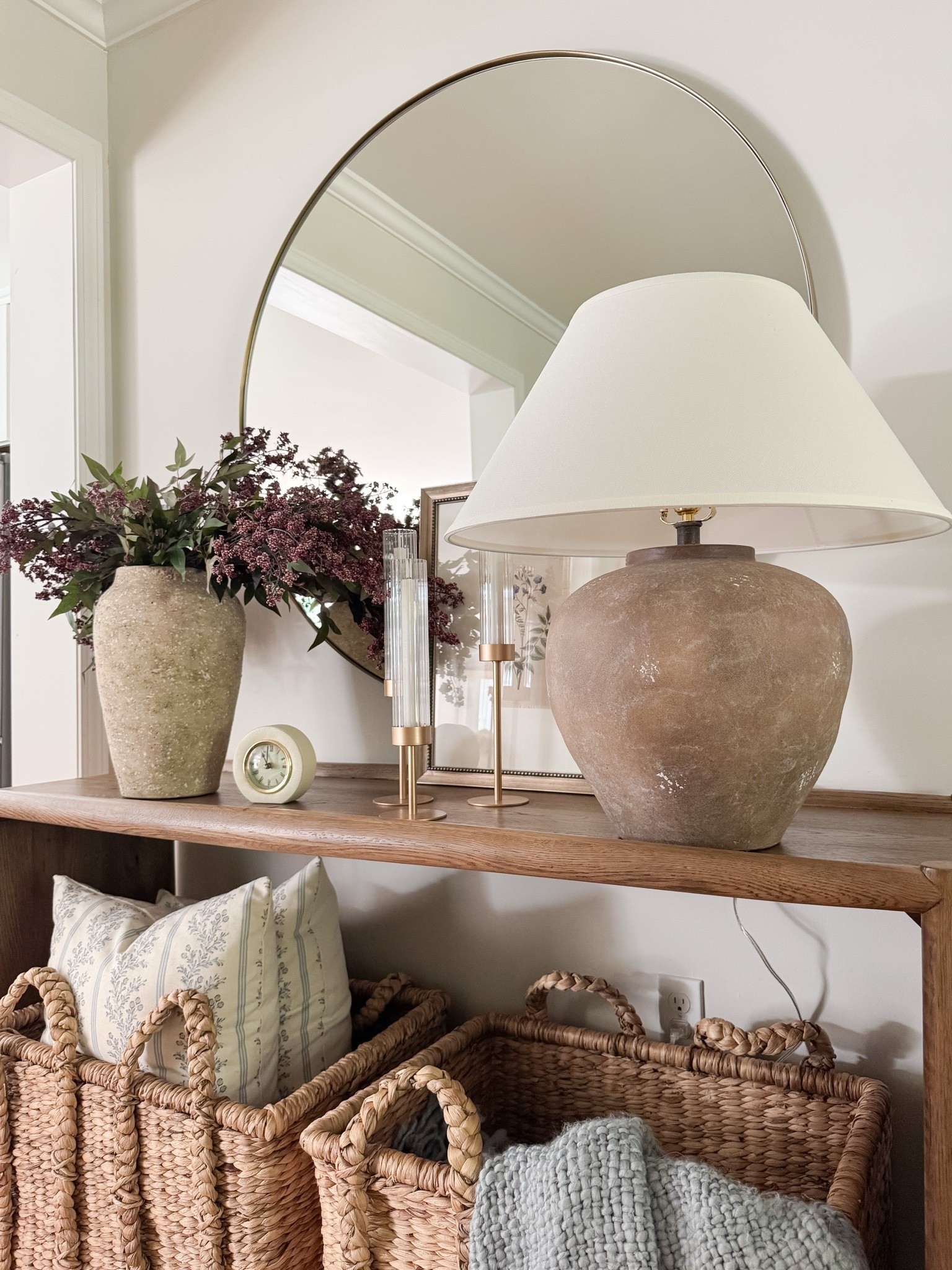 Thinking about adding fall touches to your space? Sprinkle it in slowly with faux stems and subtle decor finds! Here’s some fall entryway inspiration to save for the season ahead! ✨

#LTKHome