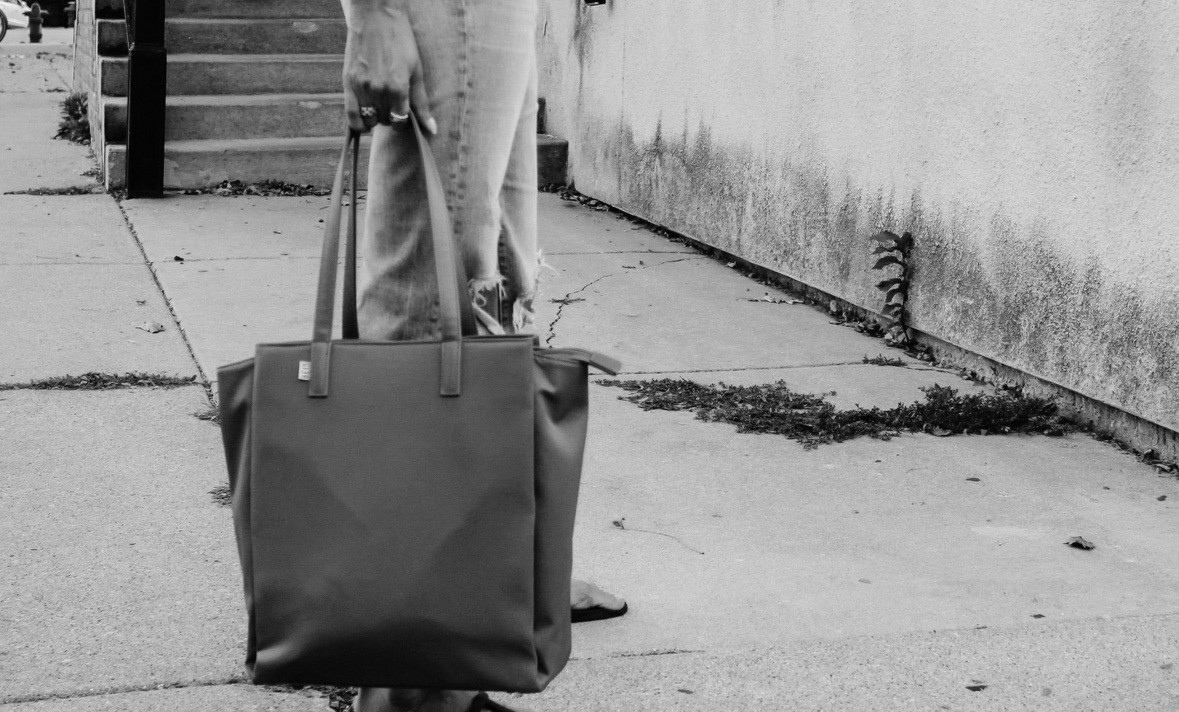 My commuter tote front & center! She’s a must lately while I’m bouncing between meetings, running Isla to set & getting all things holiday organized. The black is my fav but it’s also available in maple & beige! Holds everything & is also great for travel. 💫

#LTKdayinmylife #LTKTravel #LTKOver40