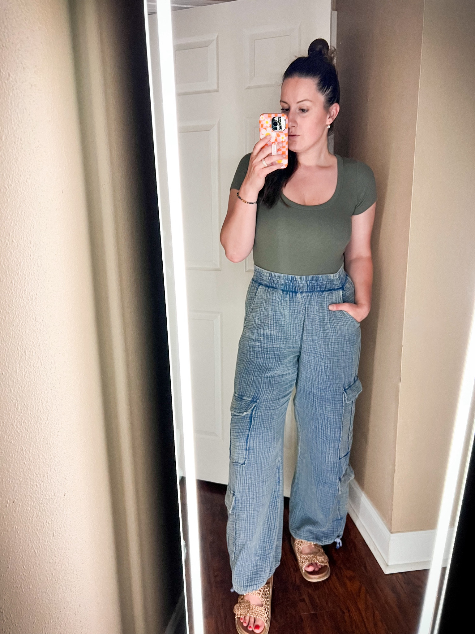 Ootd I’m 5’7” and wearing size M
!LAST CALL ON NUUDS BI-ANNUAL SALE!!! Nuuds - slinky rib bodysuits M olive color
Gauze cargo wide leg pants are TJ Maxx find but will link similar 
Target - Kylie Crochet Sandals

#ootd #nuuds #target #polacek

#LTKSaleAlert #LTKStyleTip #LTKFindsUnder50