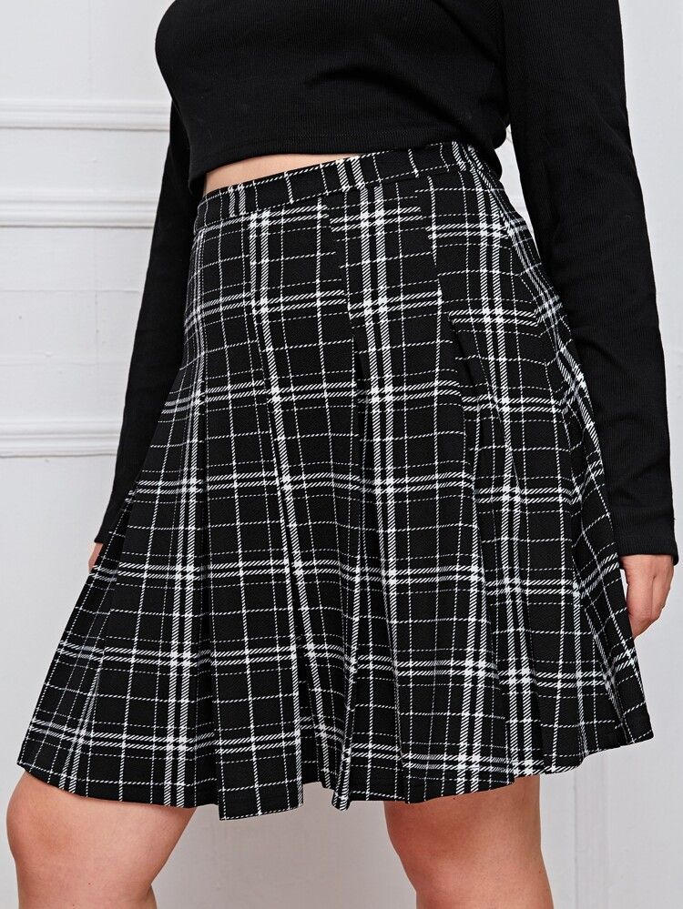 SHEIN Plus Plaid Boxy Pleated Skirt | SHEIN