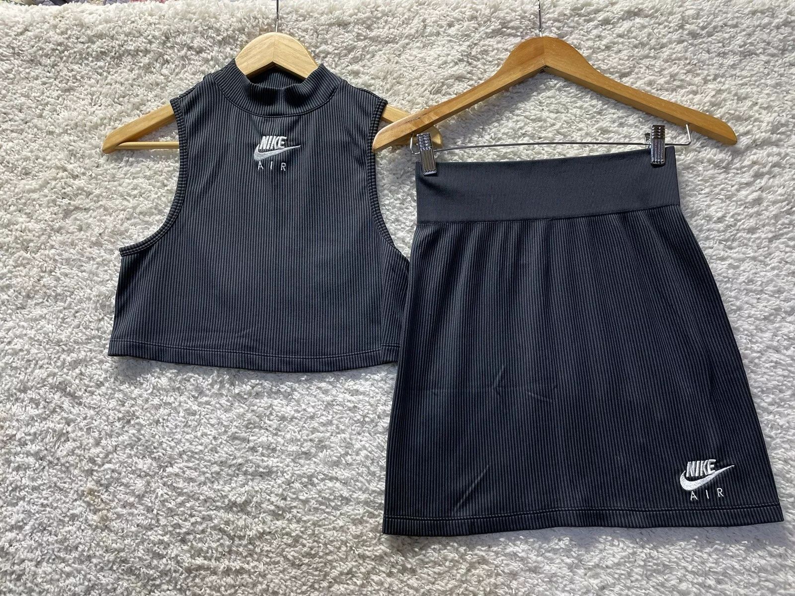 Nike Air Womens Black Sportswear Ribbed mock cropped tank & matching skirt Sz S  | eBay | eBay US