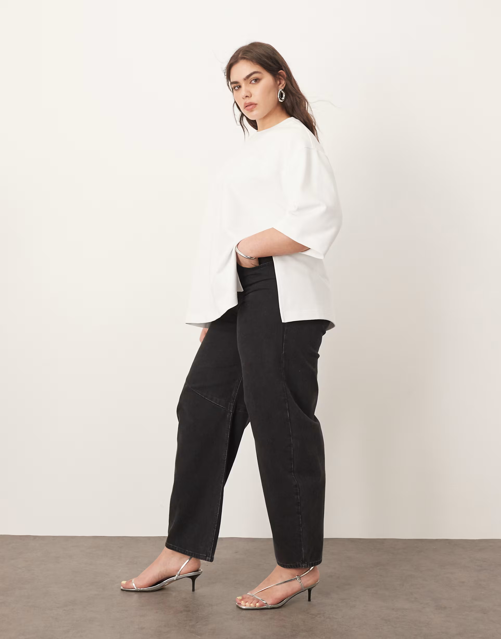 ARRANGE Curve Sydney denim barrel leg jeans in washed black | ASOS (Global)