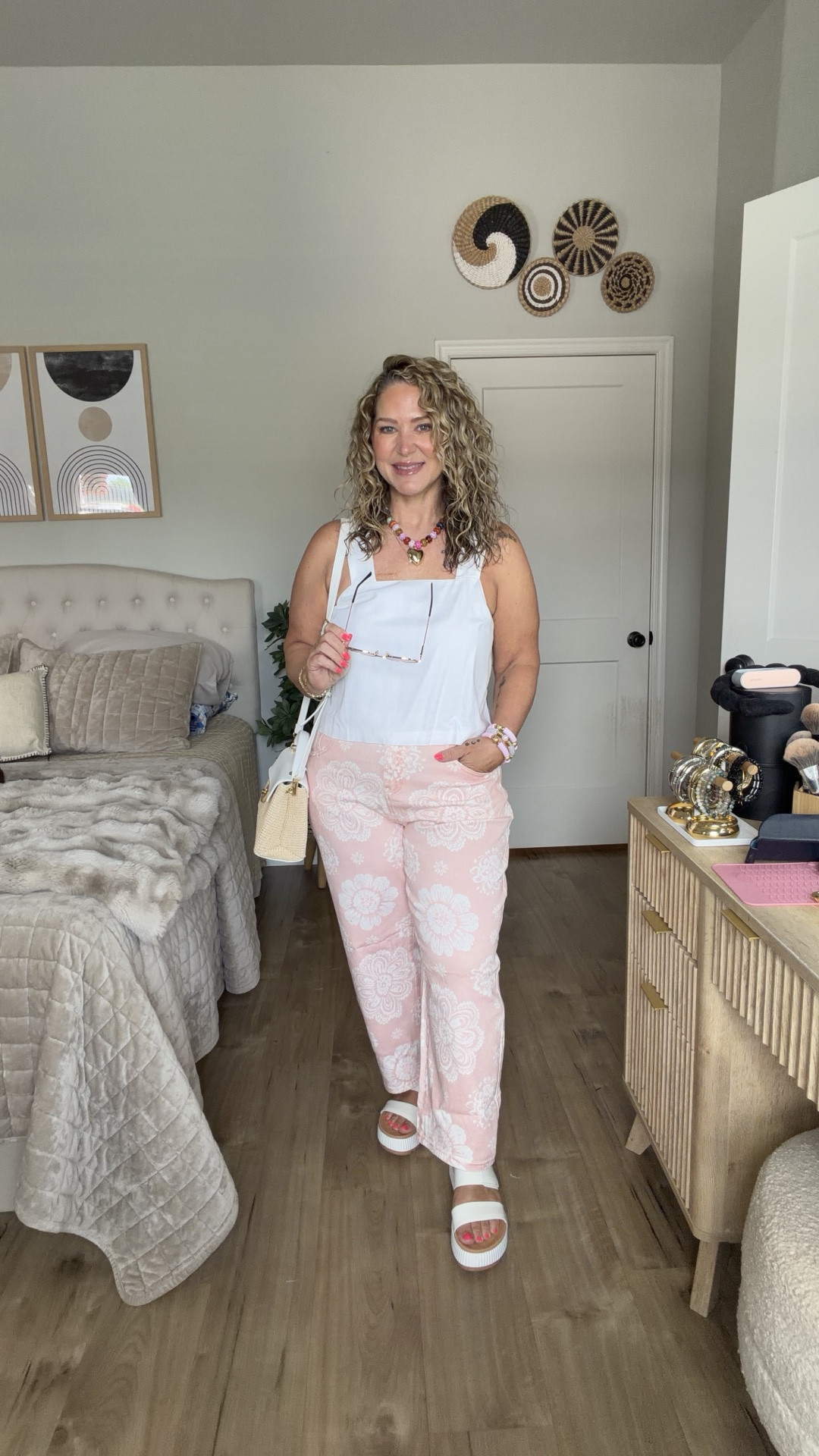 Top size large 
Jeans size large (prefer a medium) 
Sandals tts size

#LTKOver40 #LTKMidsize #LTKPetite