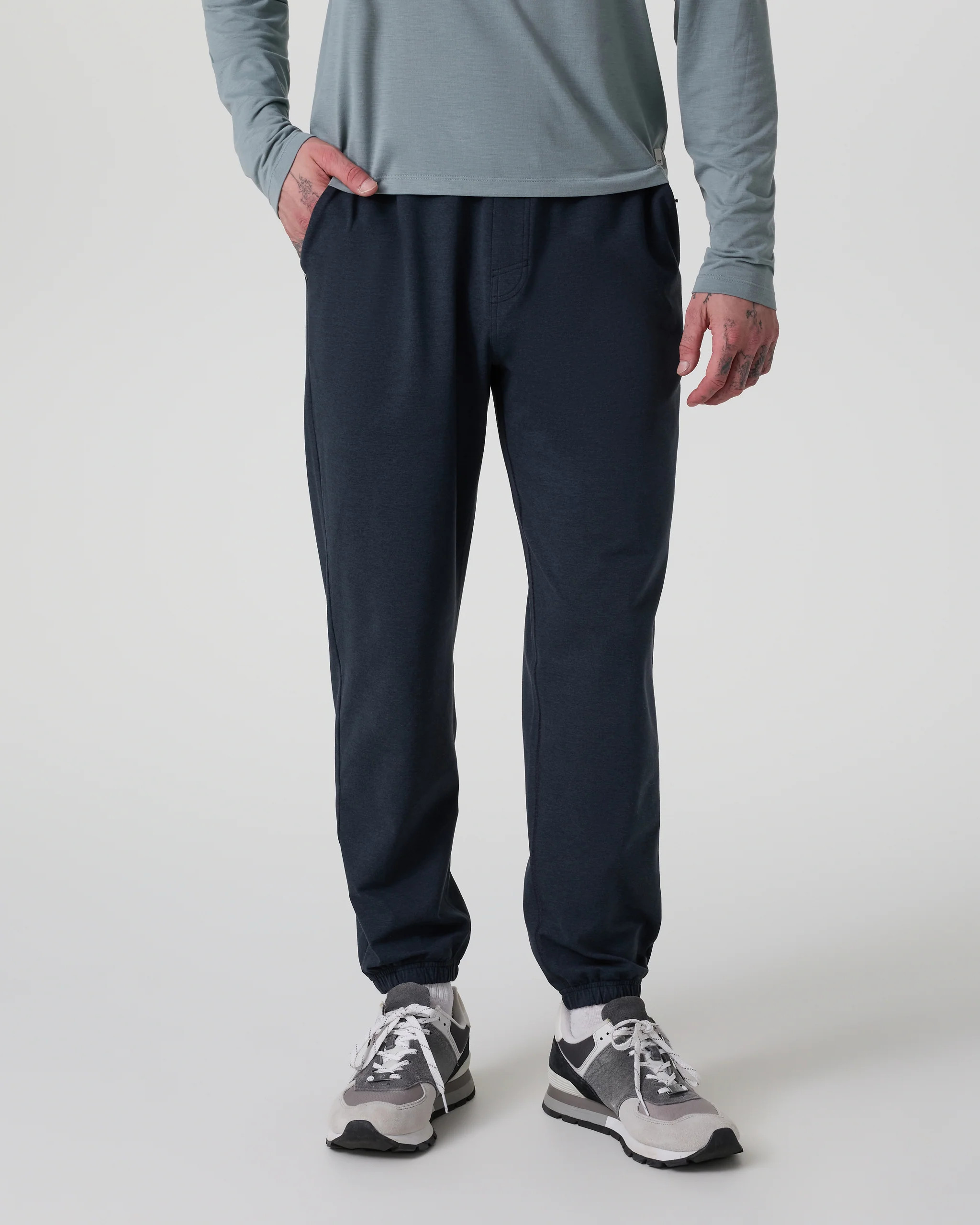 Coronado Performance Sweatpant Classic 28" | Midnight Heather | Vuori | Vuori Clothing (US & Canada)