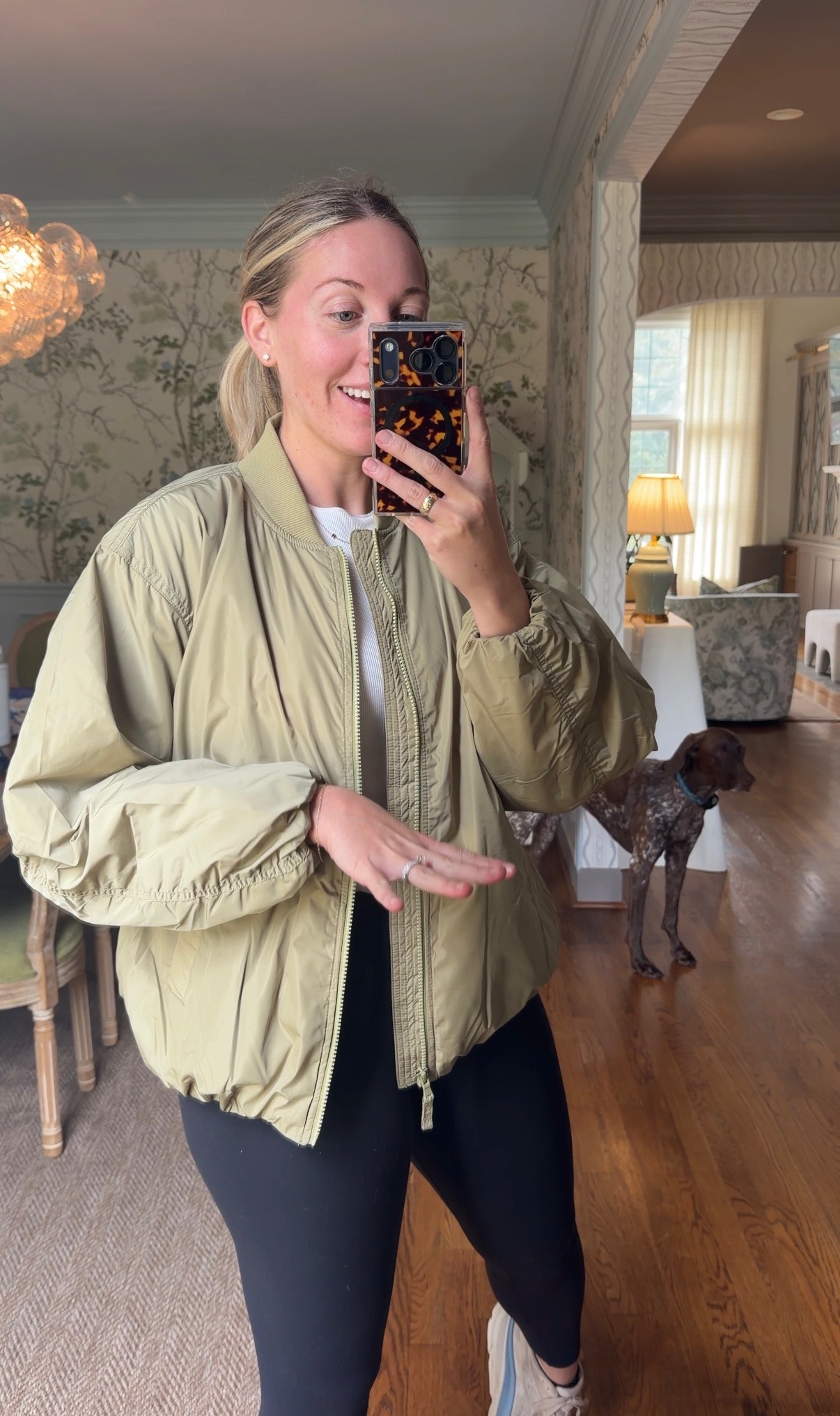 Old Navy has their new fall and it is fabulous! I will be wearing my new  cinched bomber jacket all the time!!

Wearing a size medium but might size down to a small

#OldNavy #OldNavyFinds #OOTD #TheSouthernSource

#LTKgrwm #LTKootd #LTKSeasonal