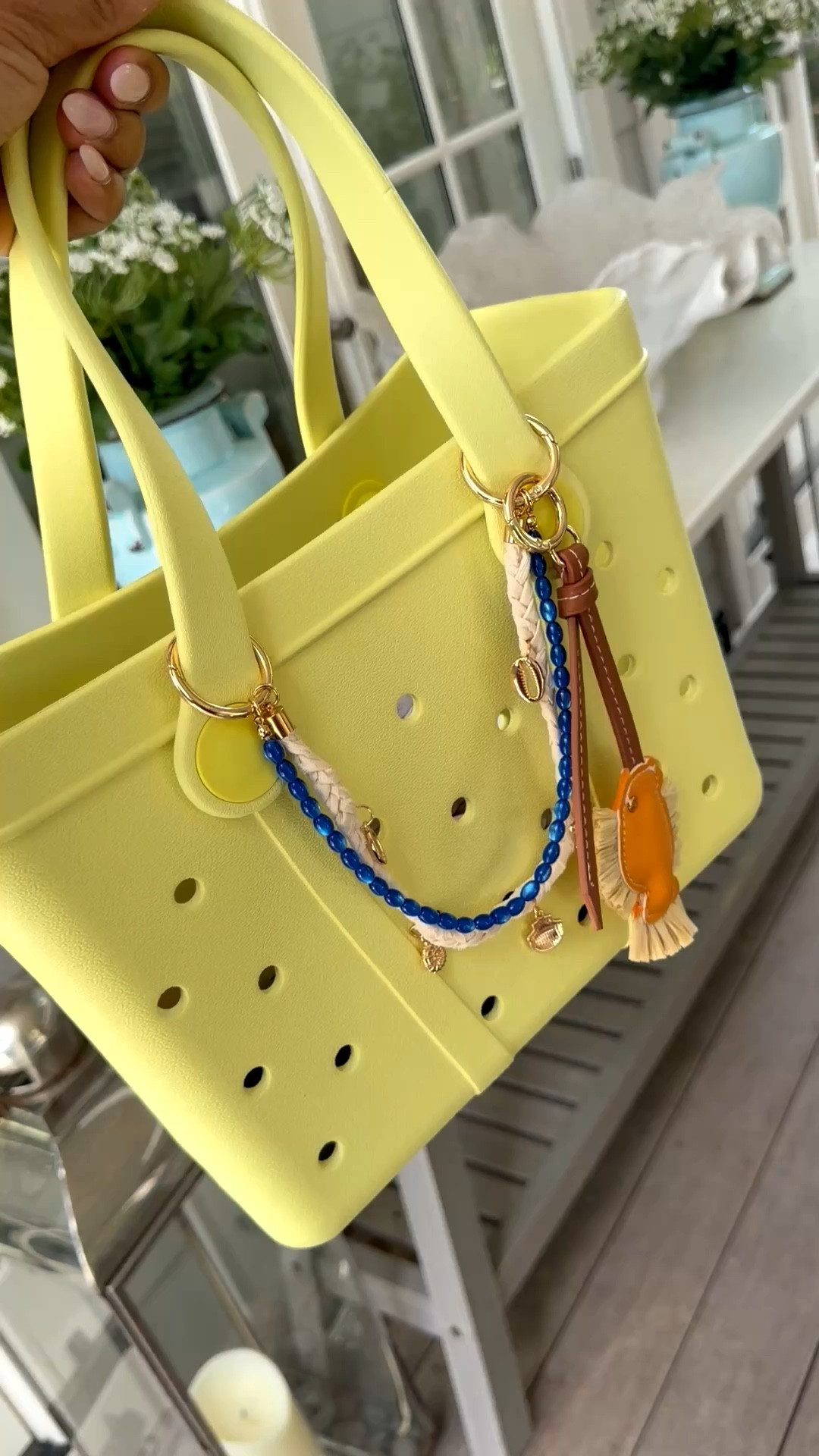 Heading to lunch & wanted to share my Bogg Bag look for less! Comes in so many colors with the cutest charms 💛🌺🪸

#LTKootd #LTKSeasonal