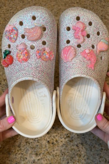 Amazon croc charms for my daughter’s sparkly crocs! 


#LTKfindsunder50 #LTKkids #LTKshoecrush