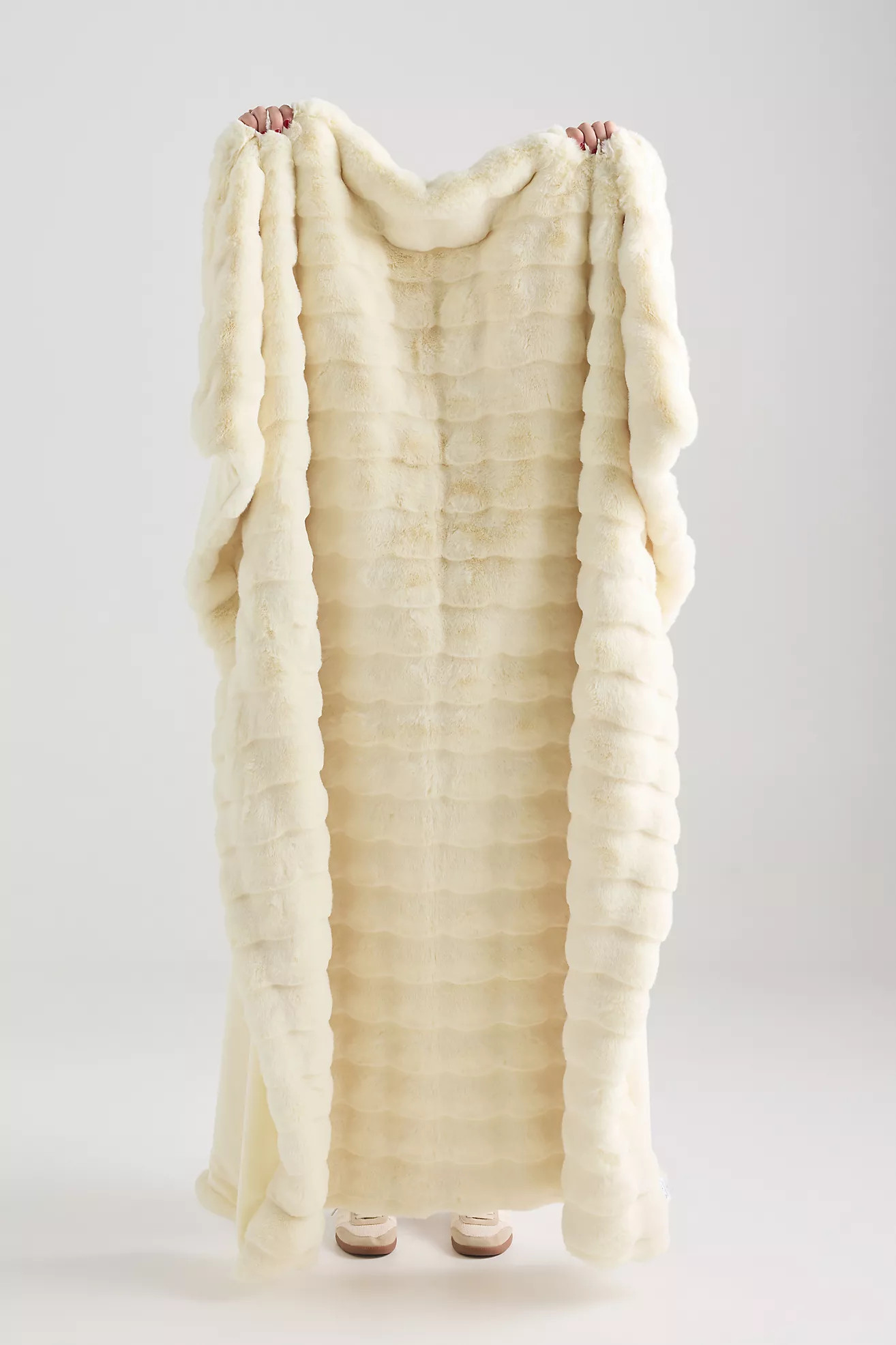 Sophie Scallop Carved Faux-Fur Throw | Anthropologie (US)