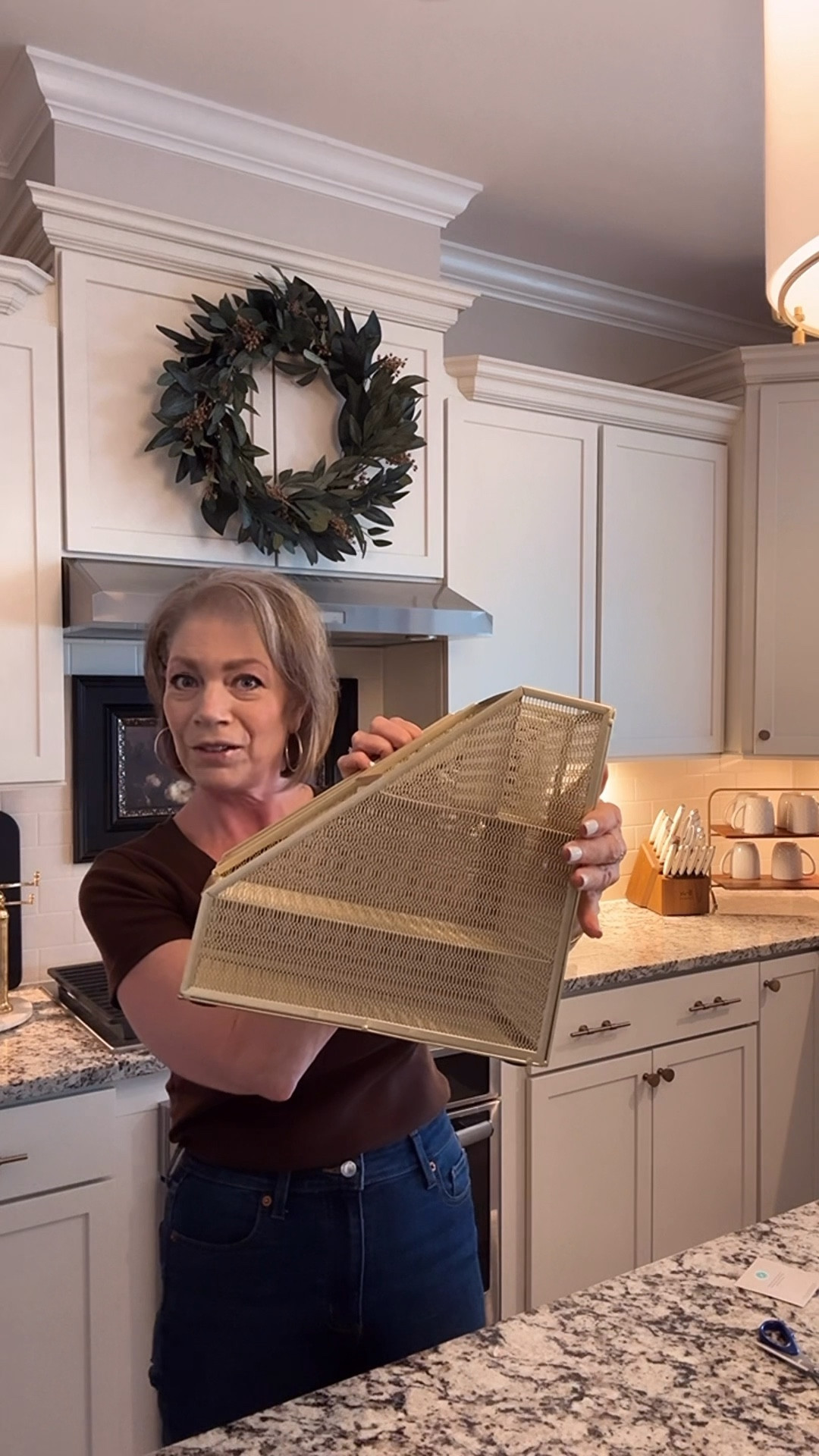Gold Office Organizer
Love the various slots and holders. This will be perfect in my study🙌🏻

Gold Mesh Metal Large Desktop Organizer with Magazine File Holder, Pen Holder, and Storage



#LTKstorytime #LTKSeasonal #LTKHome