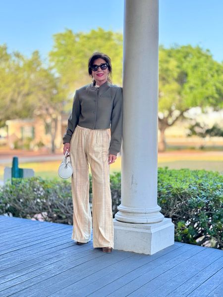 Super casual and comfy look. Pant runs big.. jacket TTS wearing XS 

#LTKOver40 #LTKStyleTip