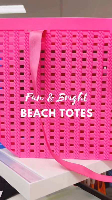 Shade and Shore Beach Basket Weave Totes #target #beachbags #traveltotes #beachtotes #targetstyle #targetfinds 

#LTKswim #LTKFind #LTKitbag