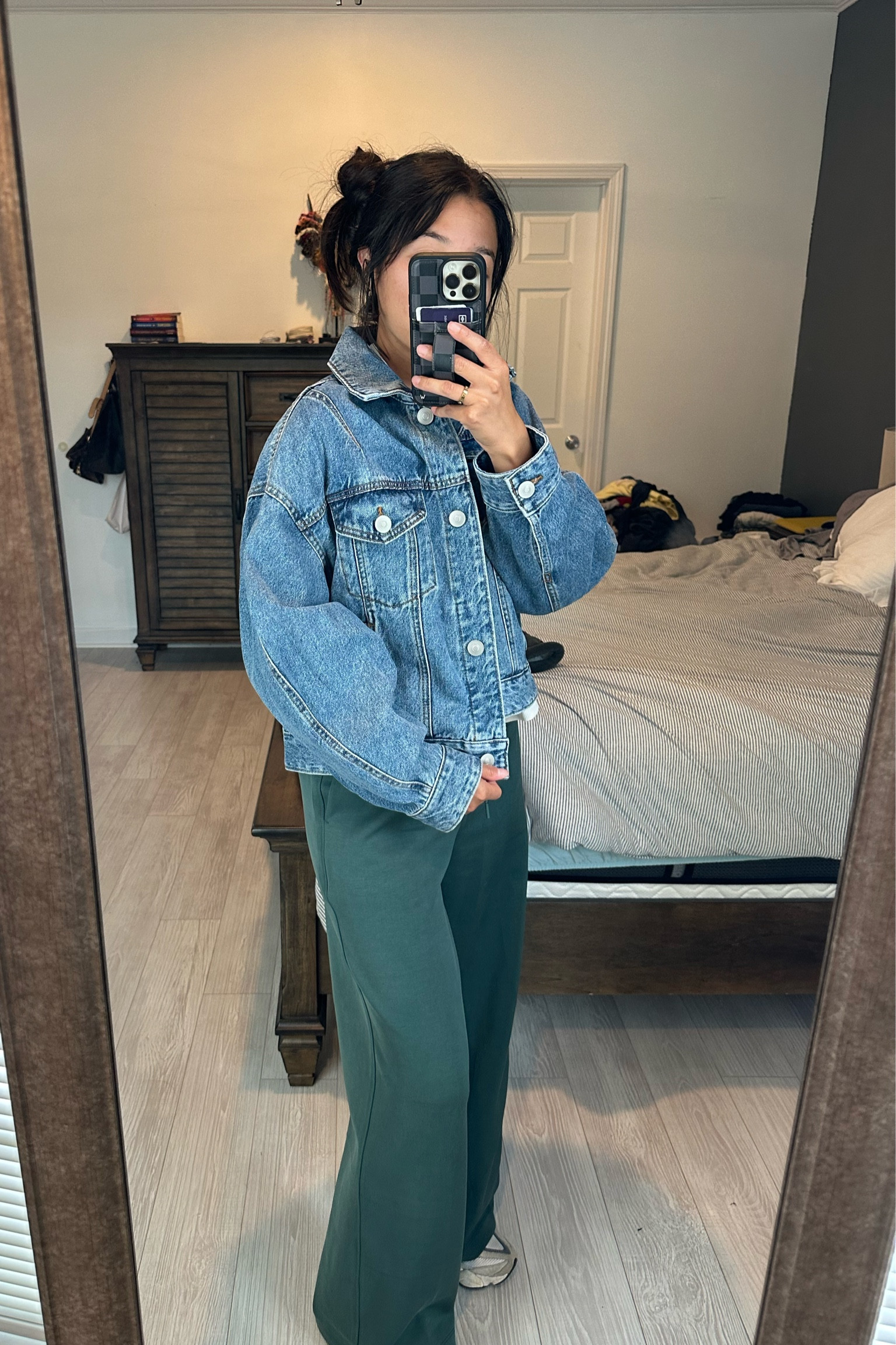 BARREL JEAN JACKET | TARGET STYLE | FALL JACKET | FALL OUTFIT 

#LTKFindsUnder50 #LTKFallSale #LTKSeasonal