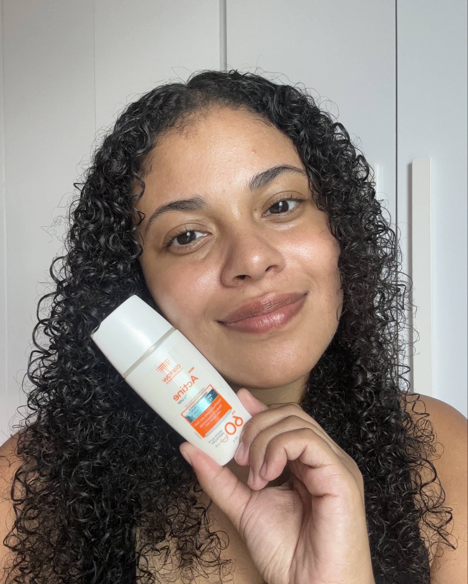 Protetor solar que mantém a pele sequinha? Temos! Esse é o Actine Acquafluid da Darrow 🧡

#LTKbrasil #LTKbeauty